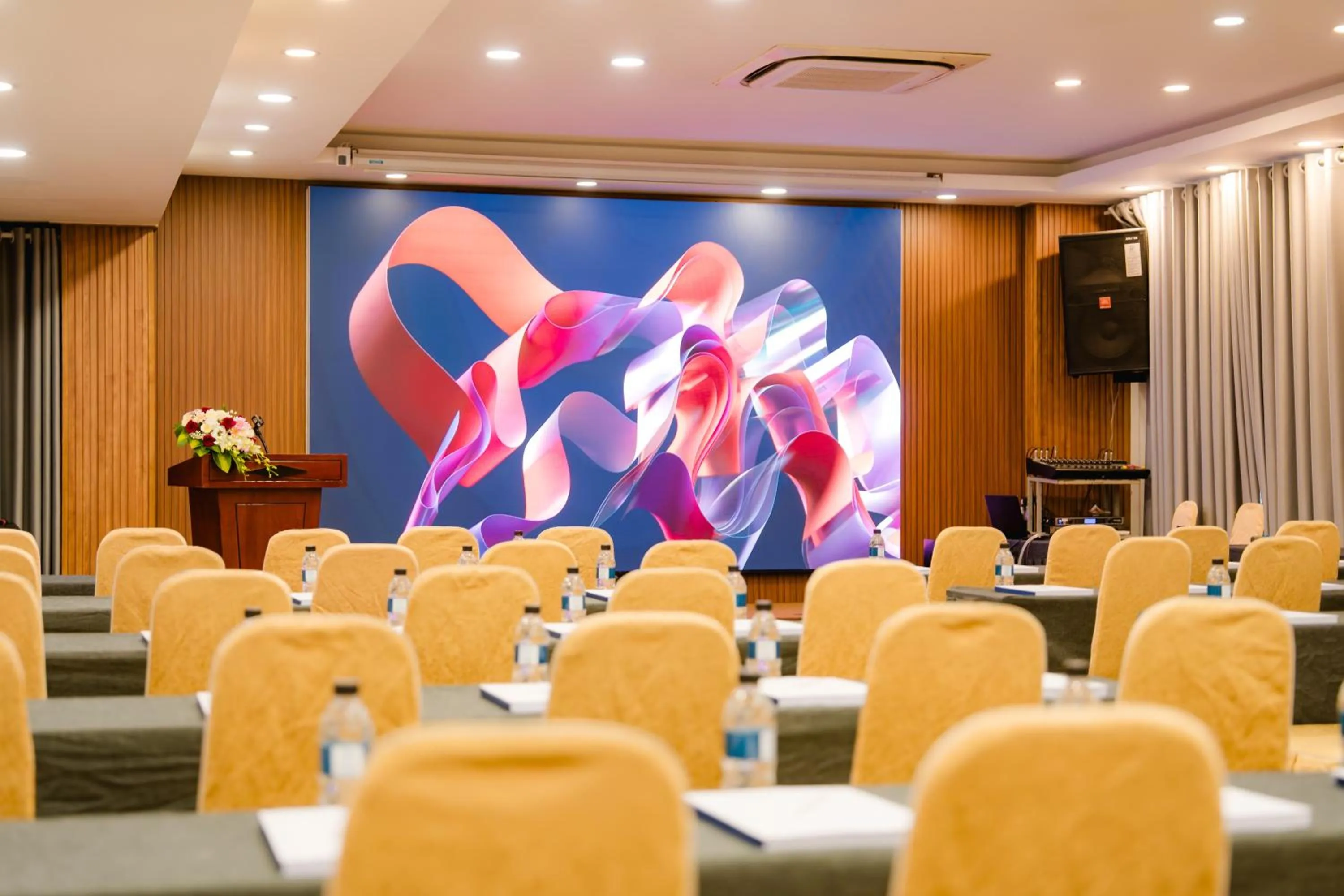 Banquet/Function facilities in Viet Lotus Saigon Hotel