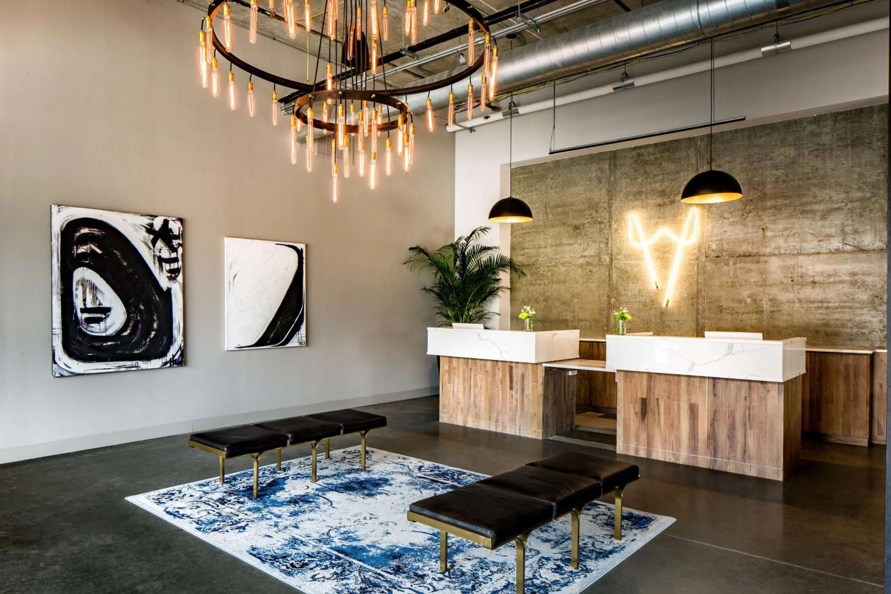 On-site shops in Watt Hotel Tapestry Collection by Hilton