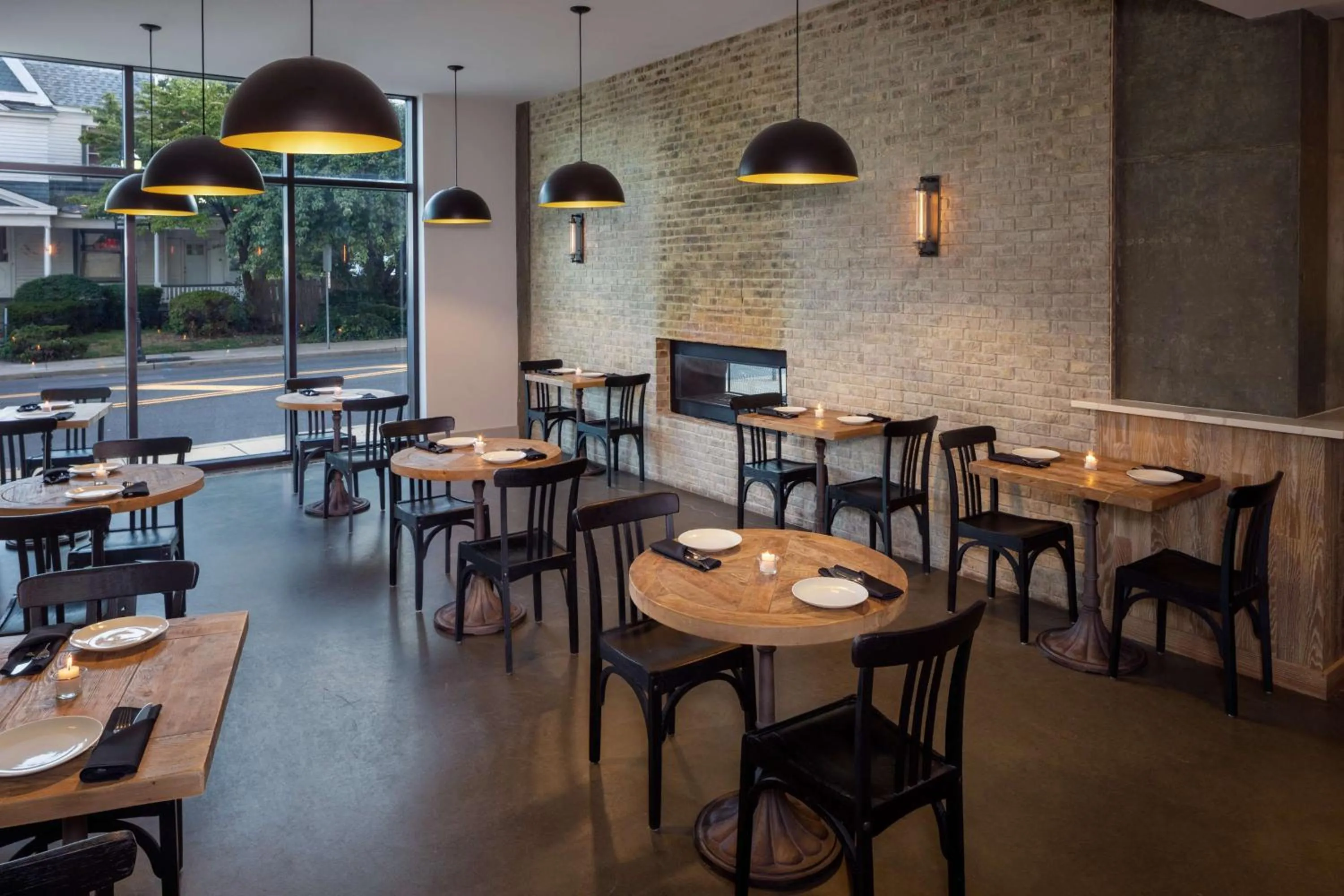 Restaurant/places to eat in Watt Hotel Tapestry Collection by Hilton