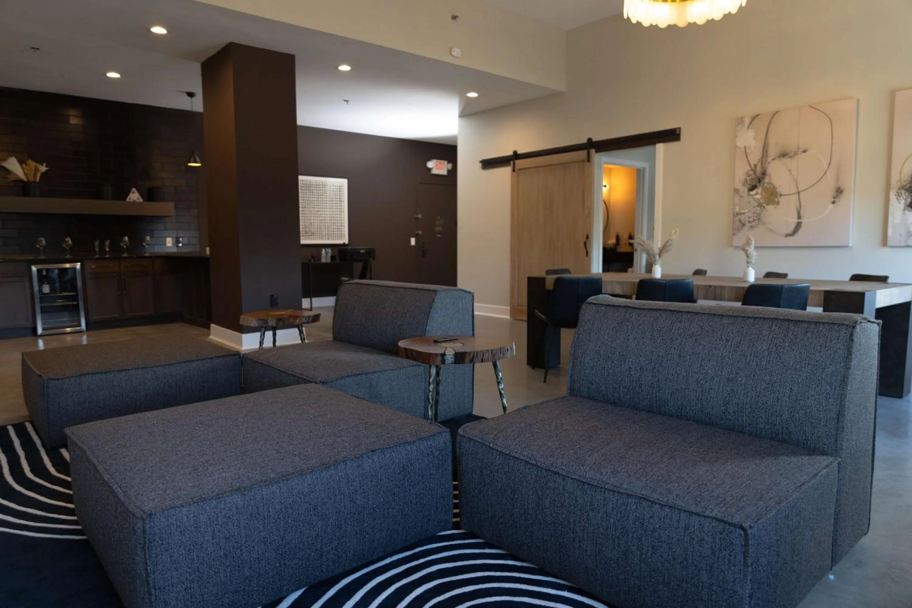 Living room in Watt Hotel Tapestry Collection by Hilton