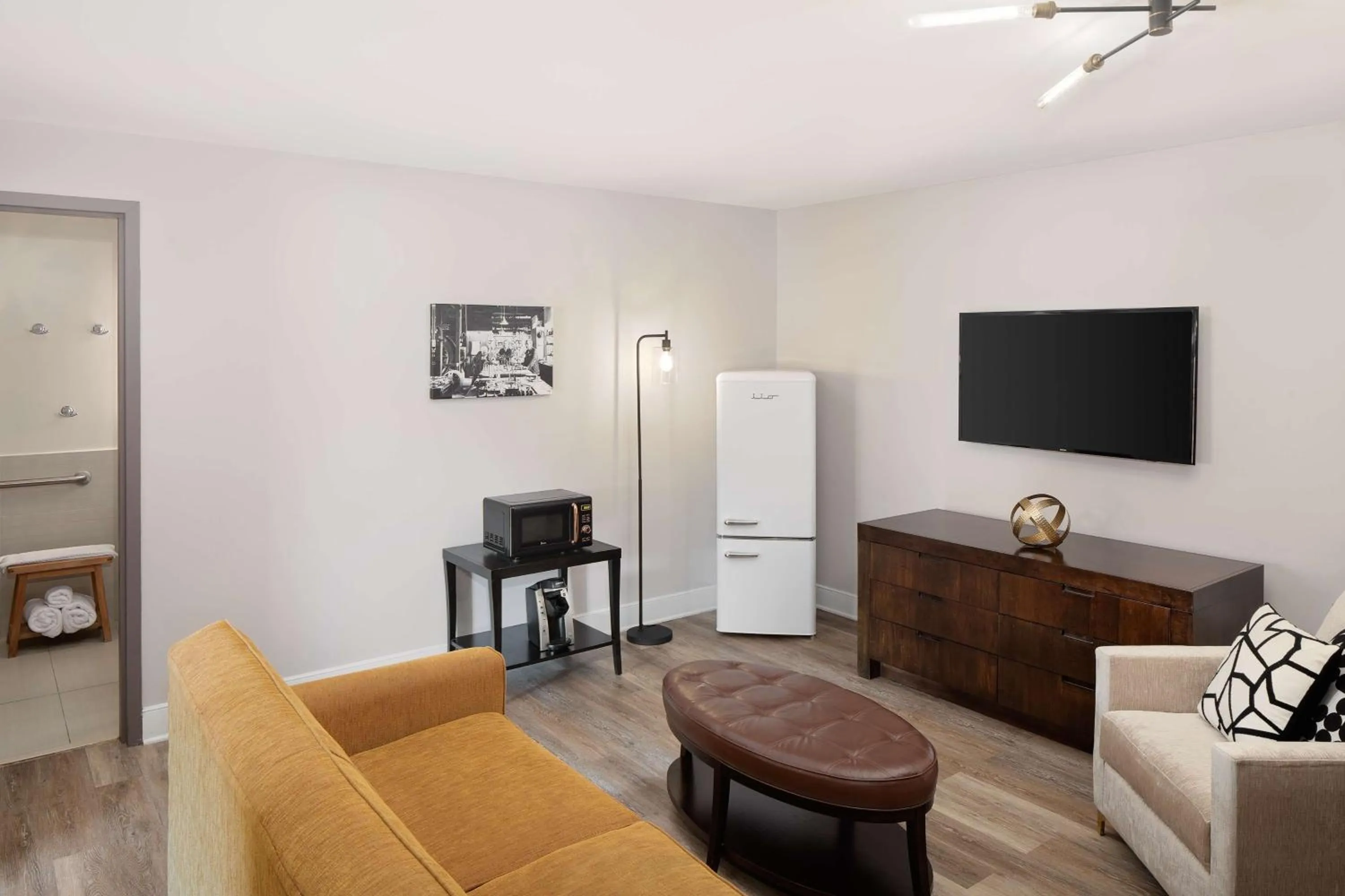 Living room in Watt Hotel Tapestry Collection by Hilton