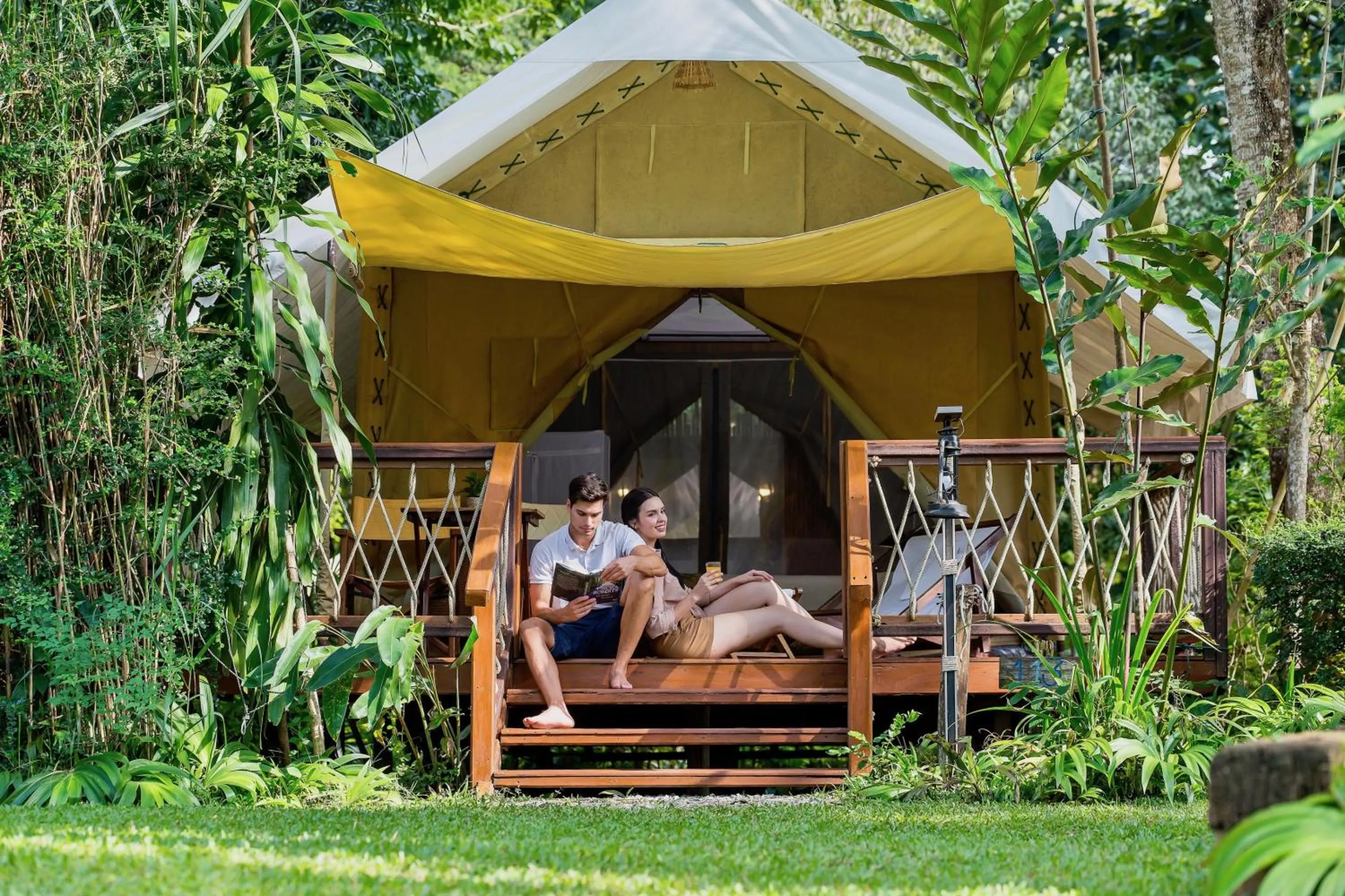 Photo of the whole room in Hintok River Camp