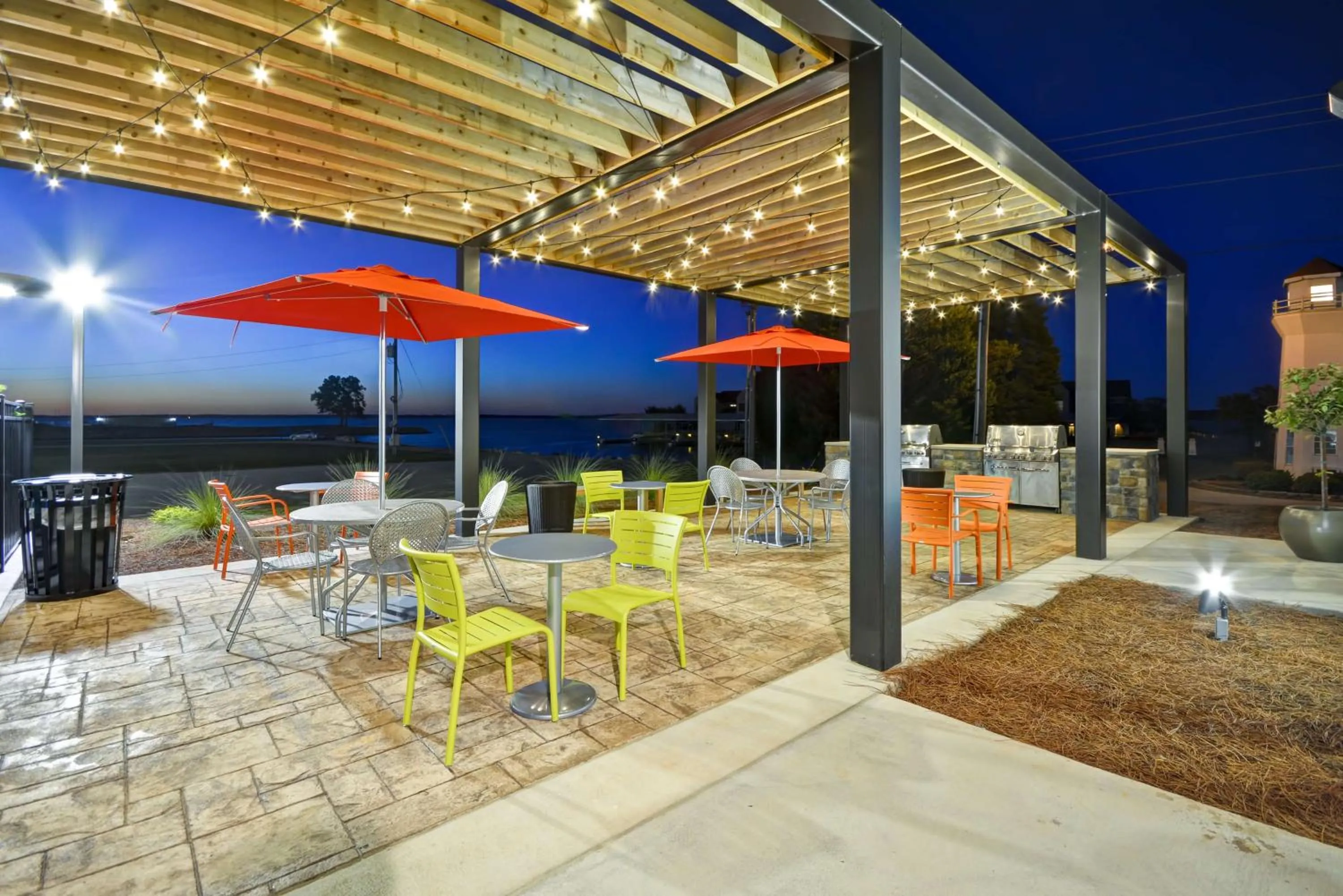 Patio in Home2 Suites By Hilton Decatur Ingalls Harbor