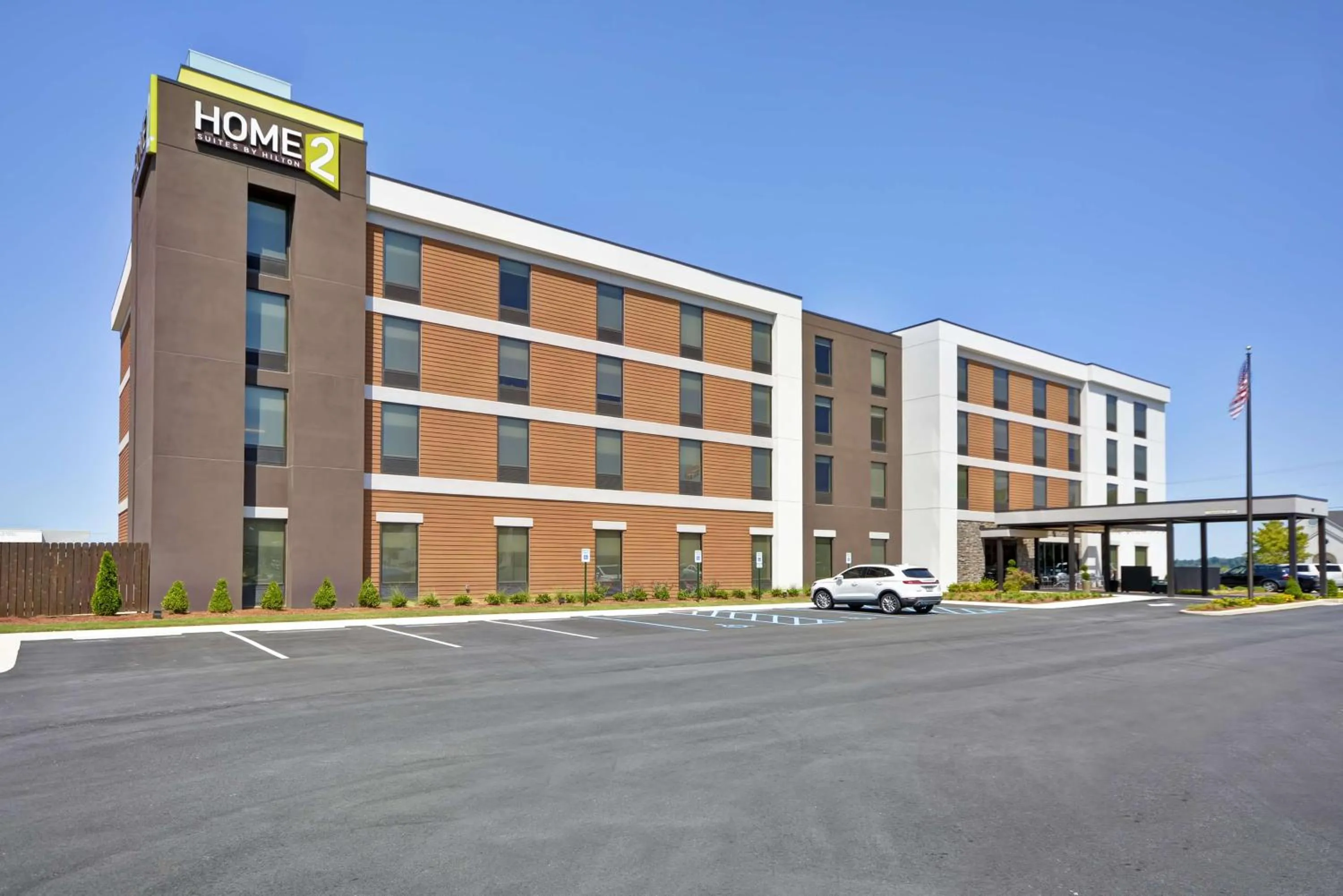 Property building in Home2 Suites By Hilton Decatur Ingalls Harbor