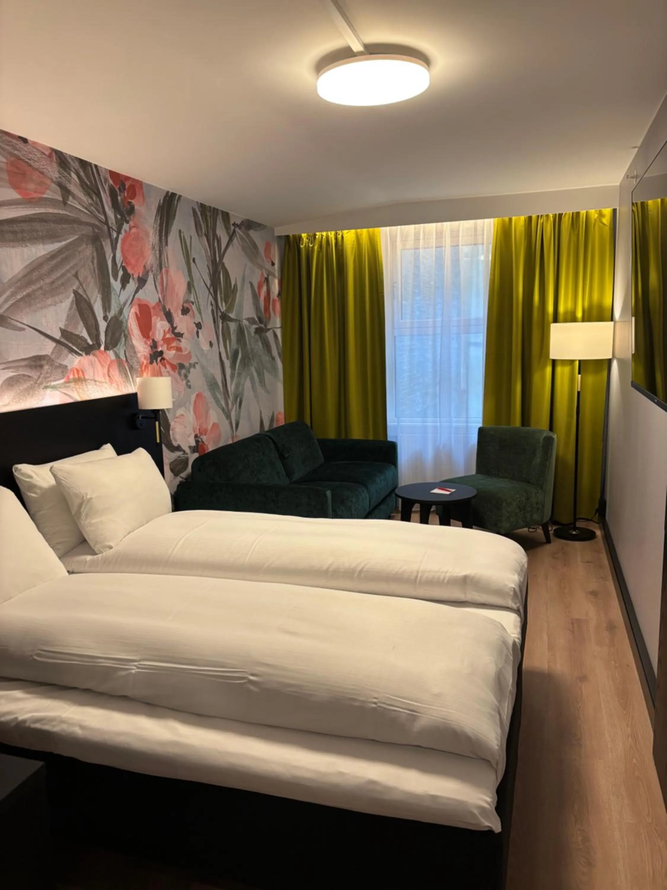 Bedroom, Bed in Thon Hotel Panorama