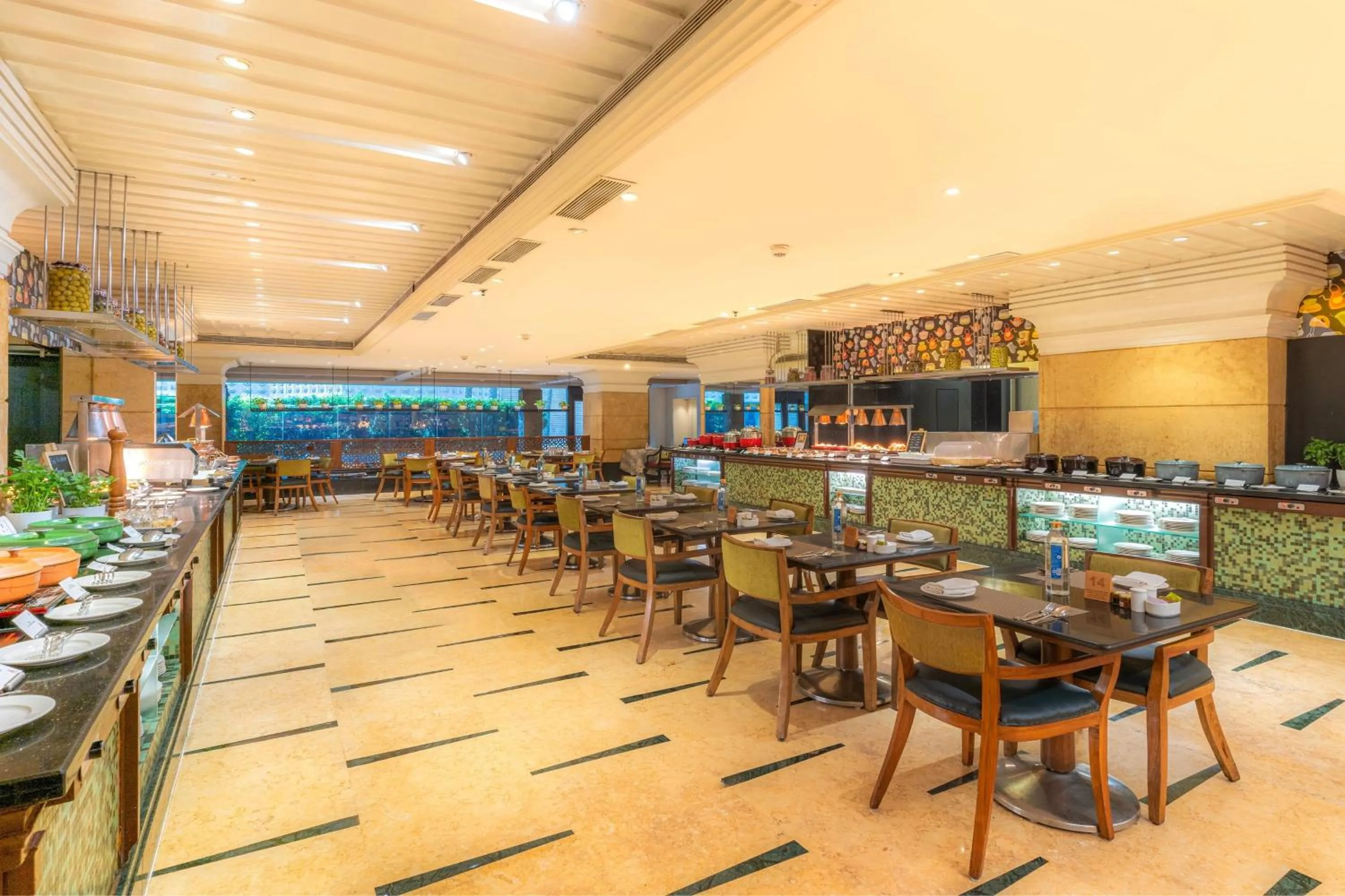Restaurant/places to eat in Hyderabad Marriott Hotel & Convention Centre