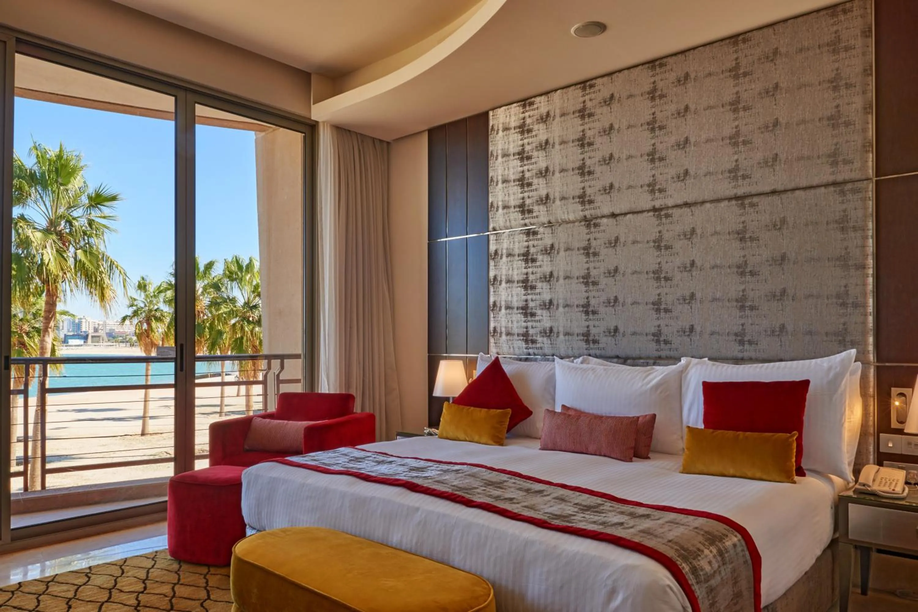 Bedroom, Bed in Marina Hotel