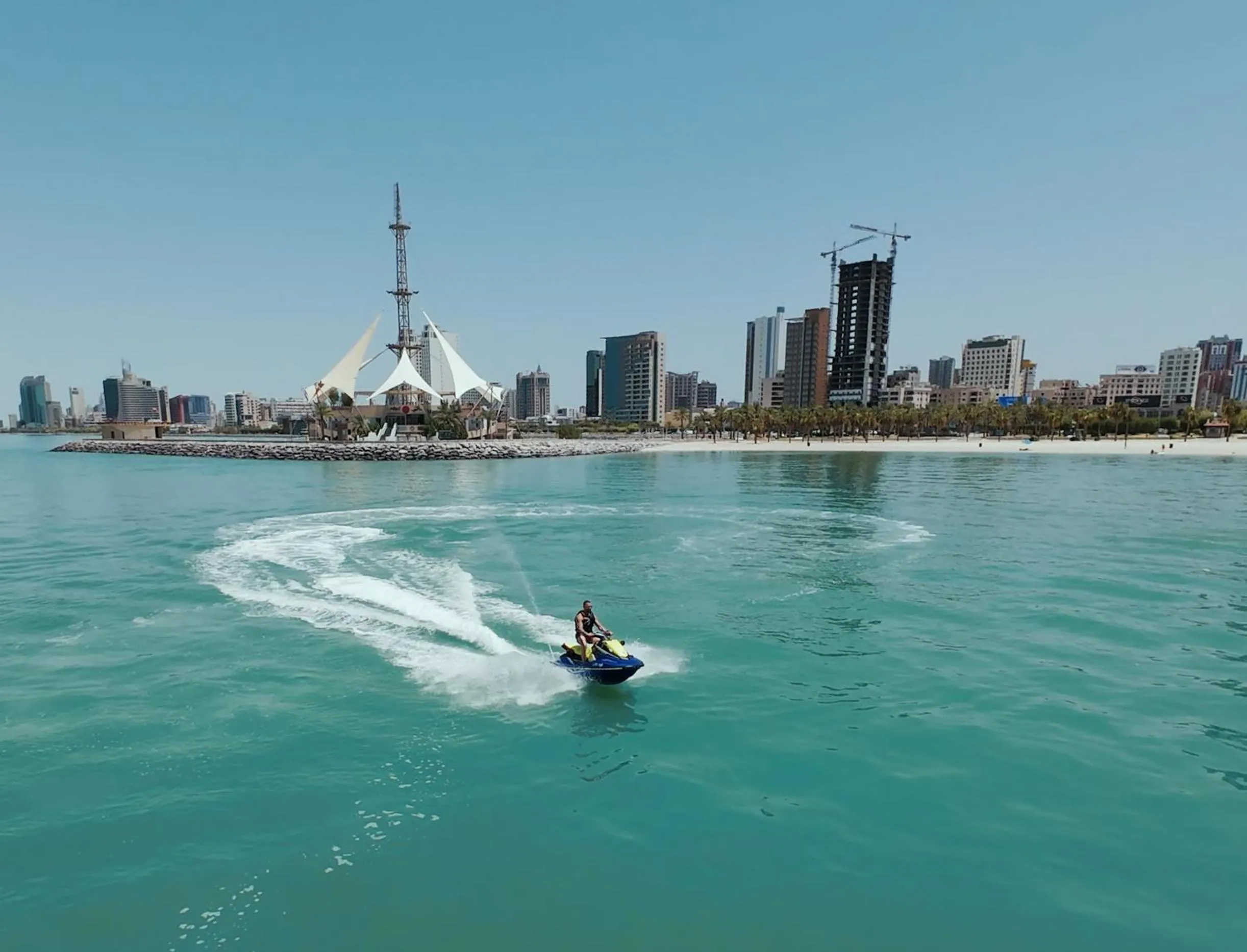Beach in Marina Hotel
