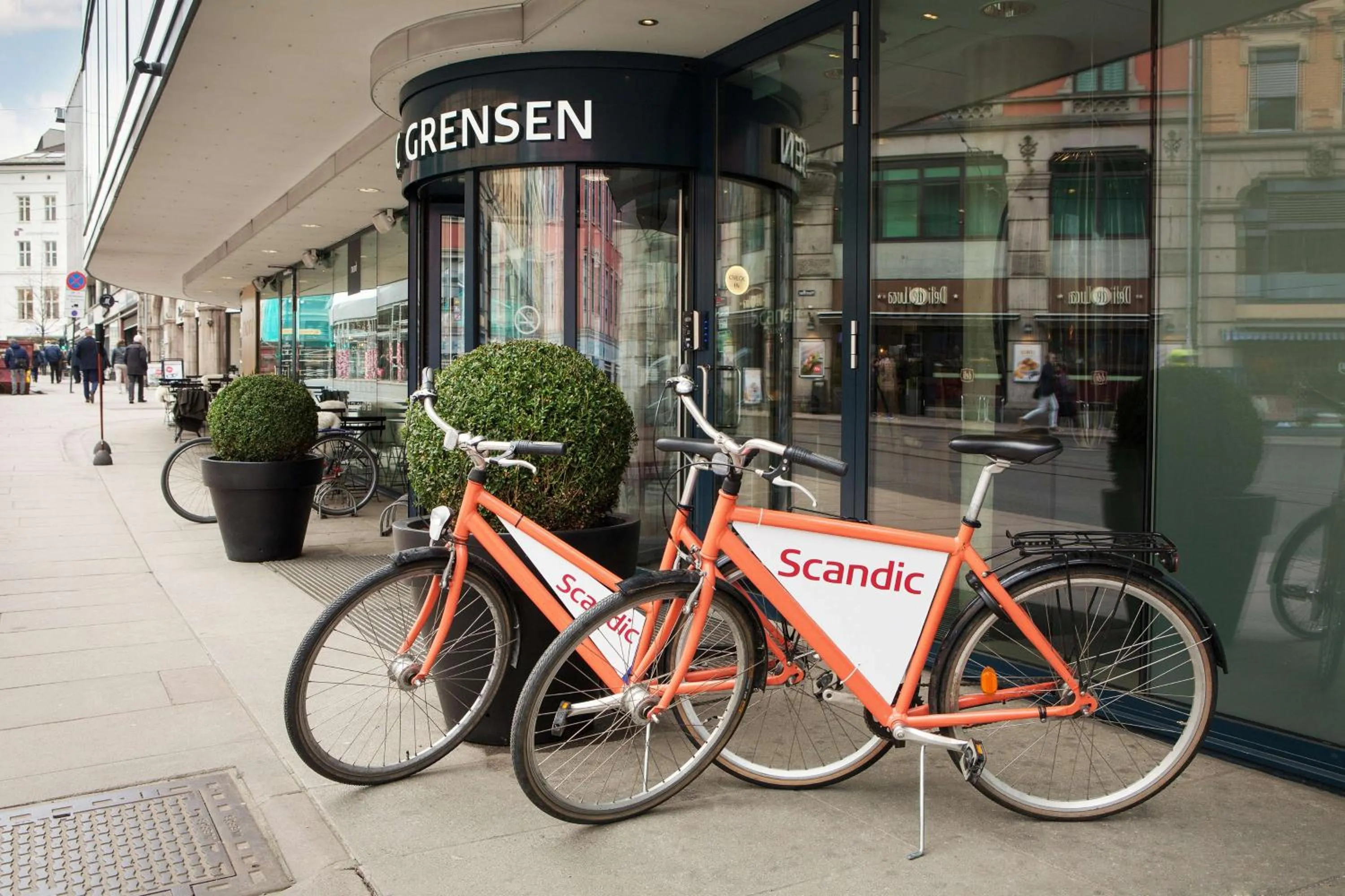 Cycling in Scandic Go, Grensen 20