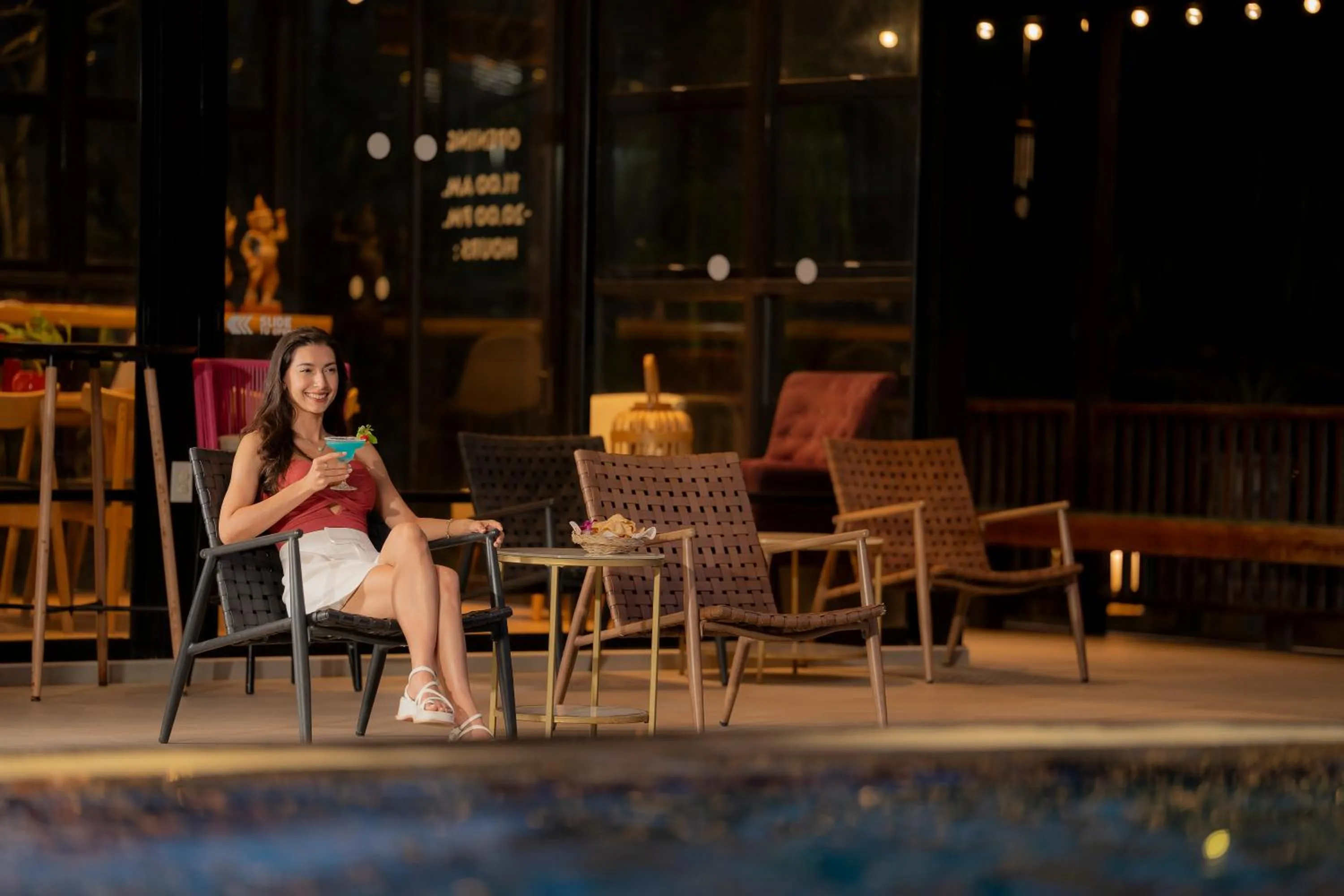 Drinks in River Kwai Resotel