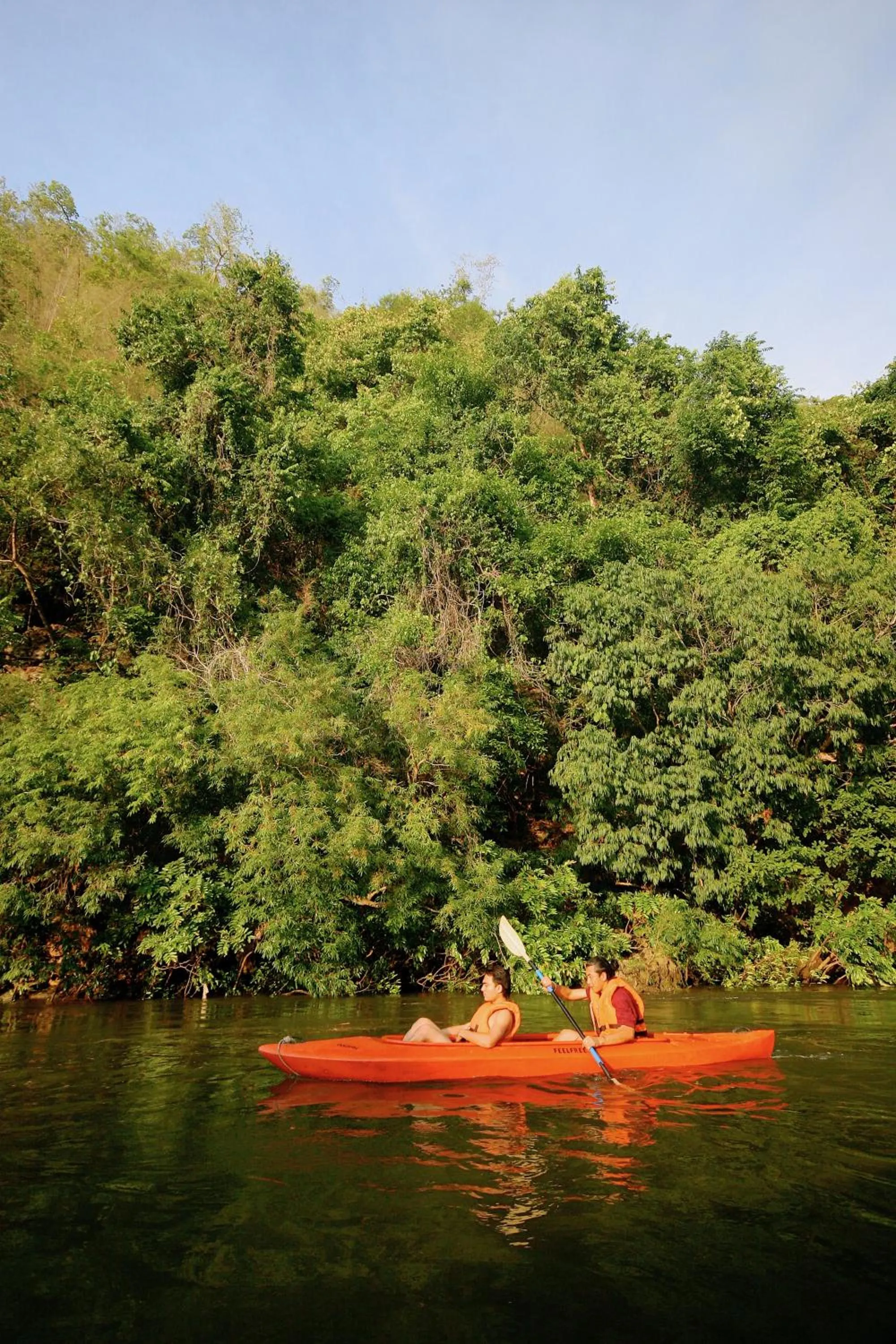 Canoeing in River Kwai Resotel