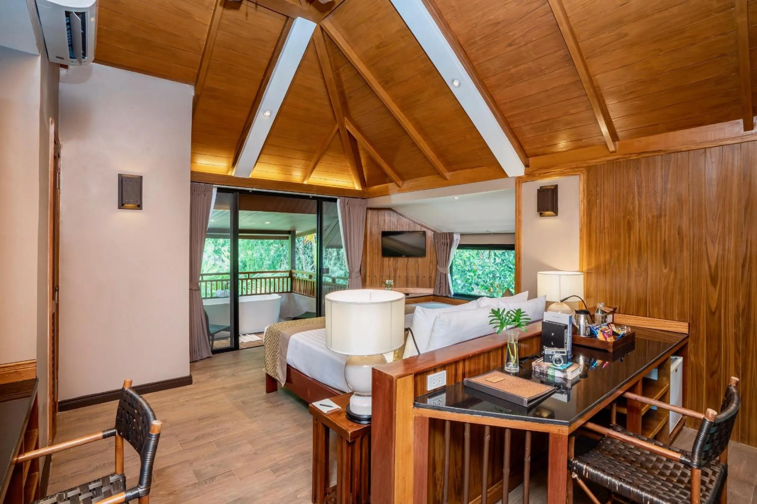 Photo of the whole room in River Kwai Resotel