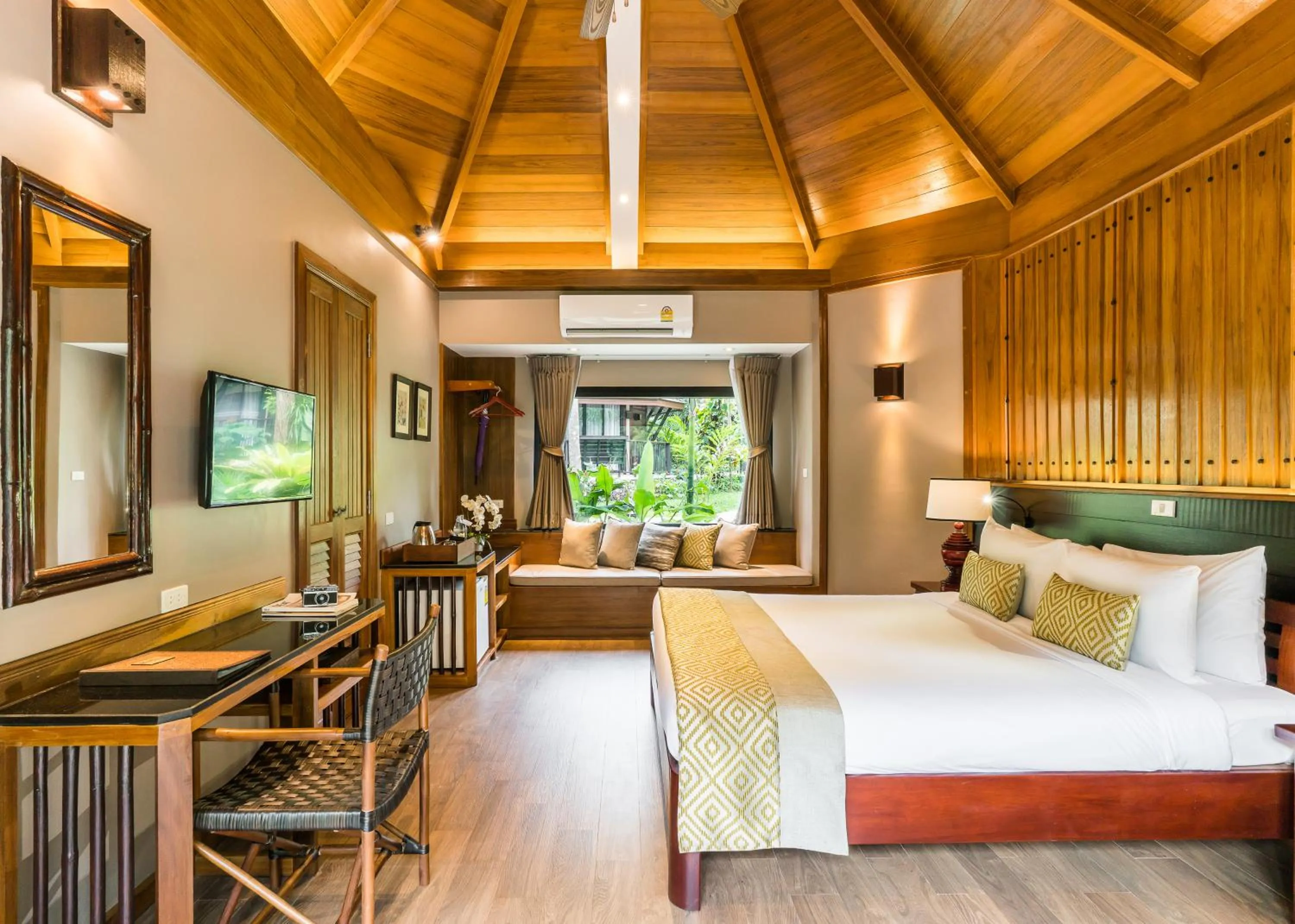 Bed in River Kwai Resotel