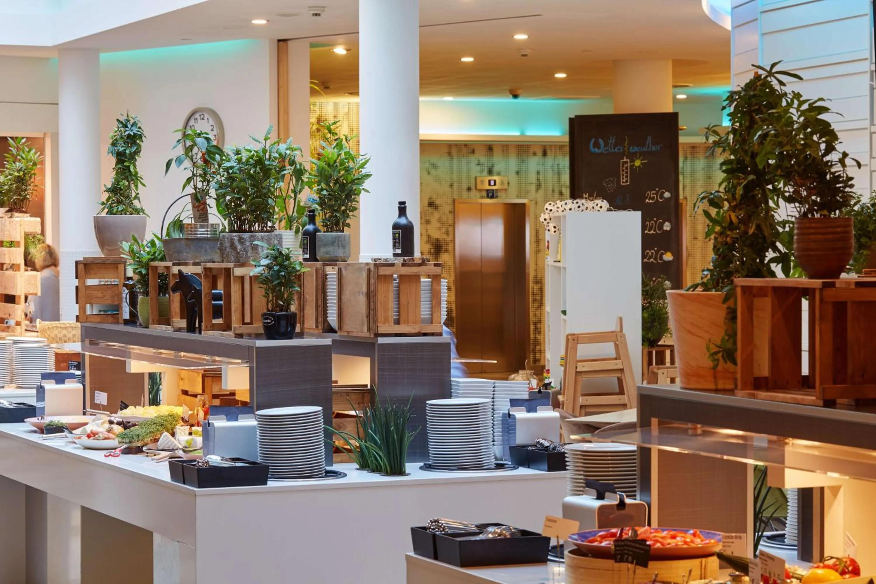 Breakfast in Scandic Berlin Potsdamer Platz