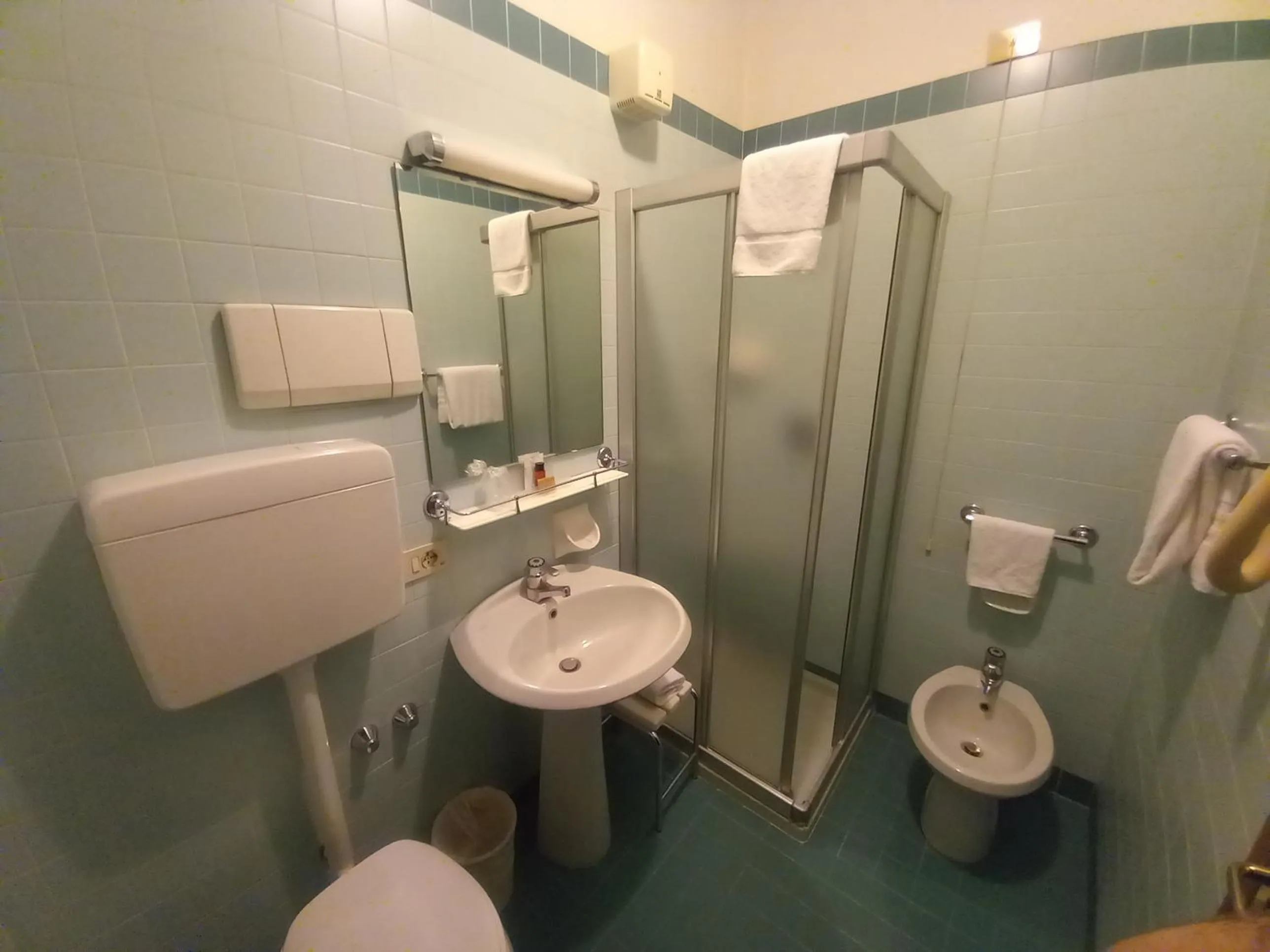 Shower in Hotel Cristallo