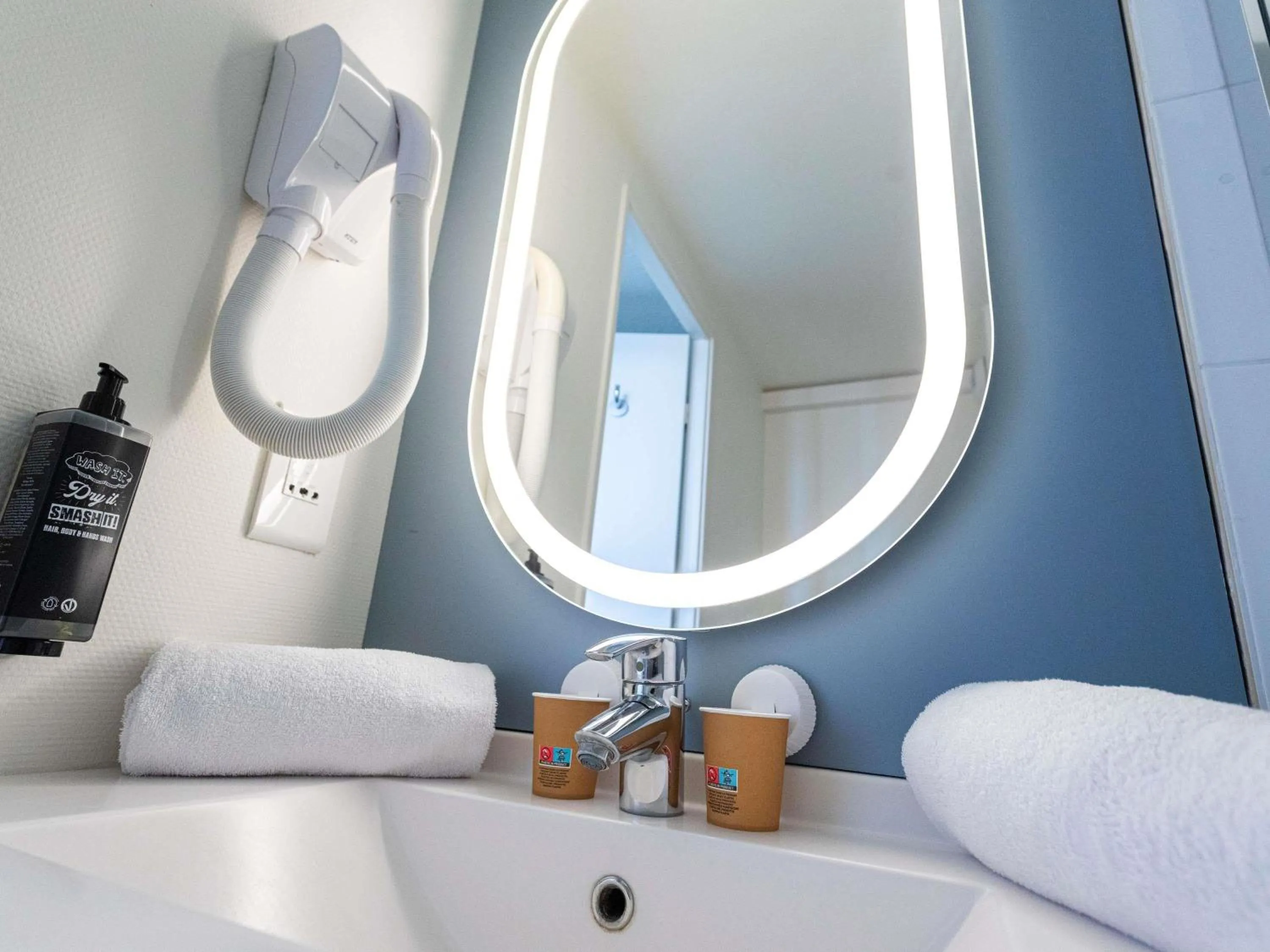 Bedroom, Bed in ibis Granville Port De Plaisance