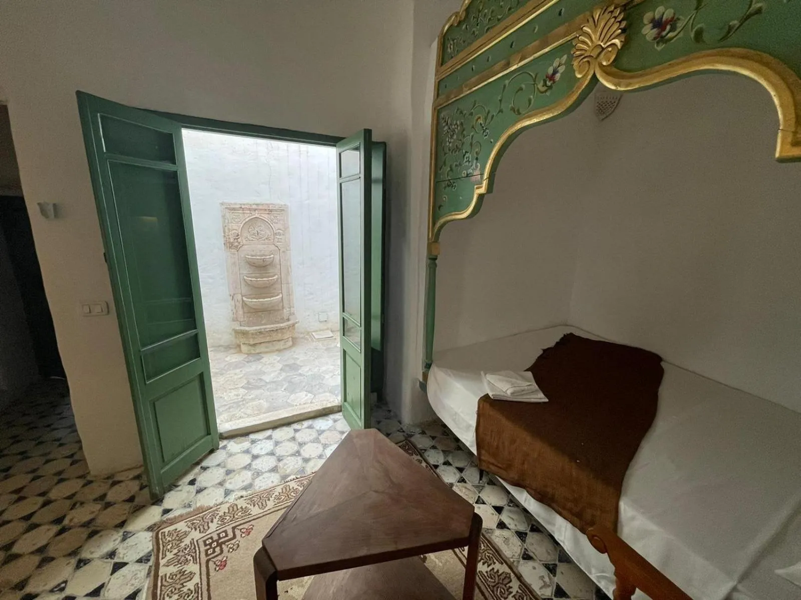 Bed in Dar Hayder-la Medina