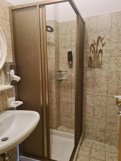 Bathroom in Hotel Tirol- Natural Idyll