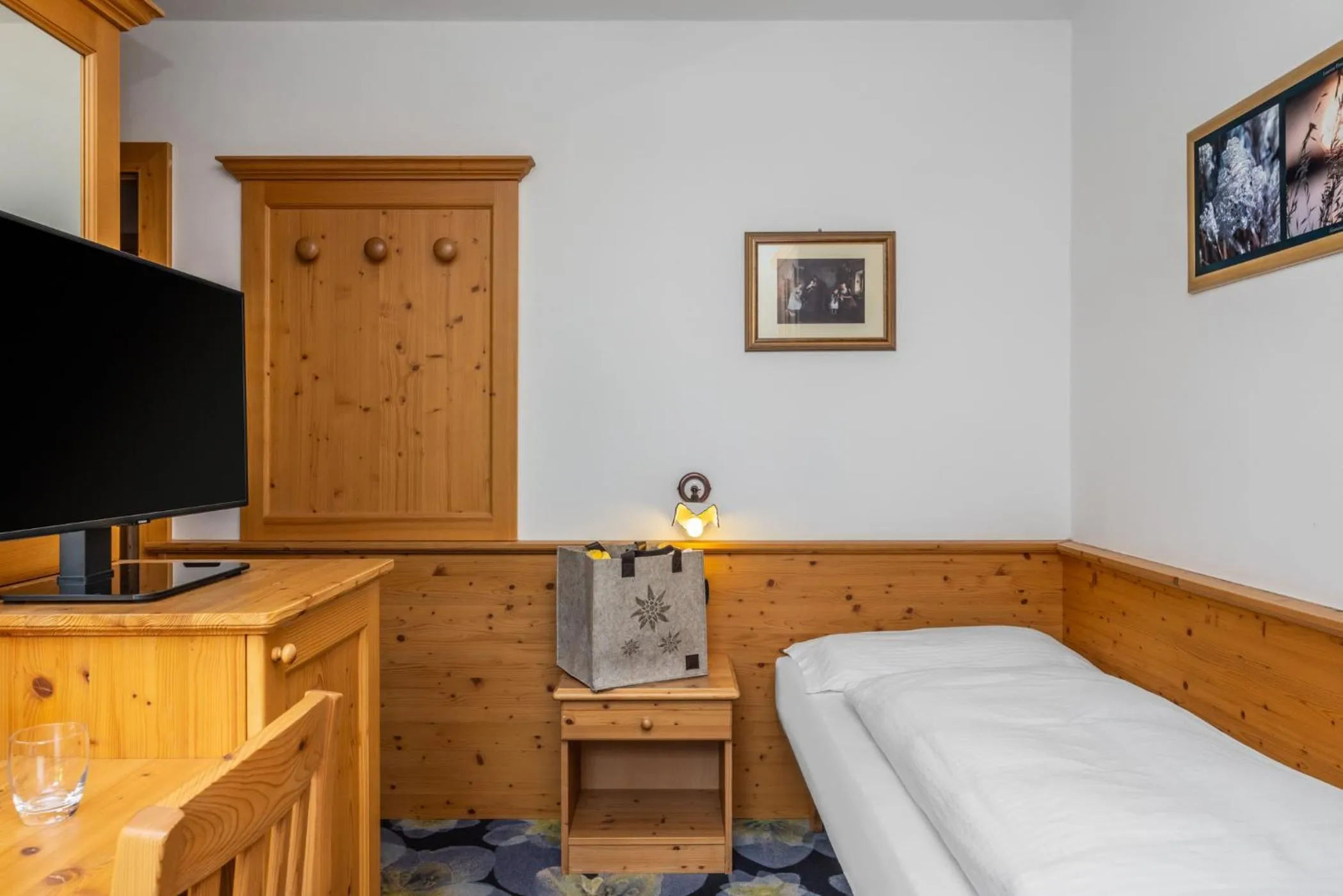 Bedroom, Bed in Hotel Tirol- Natural Idyll