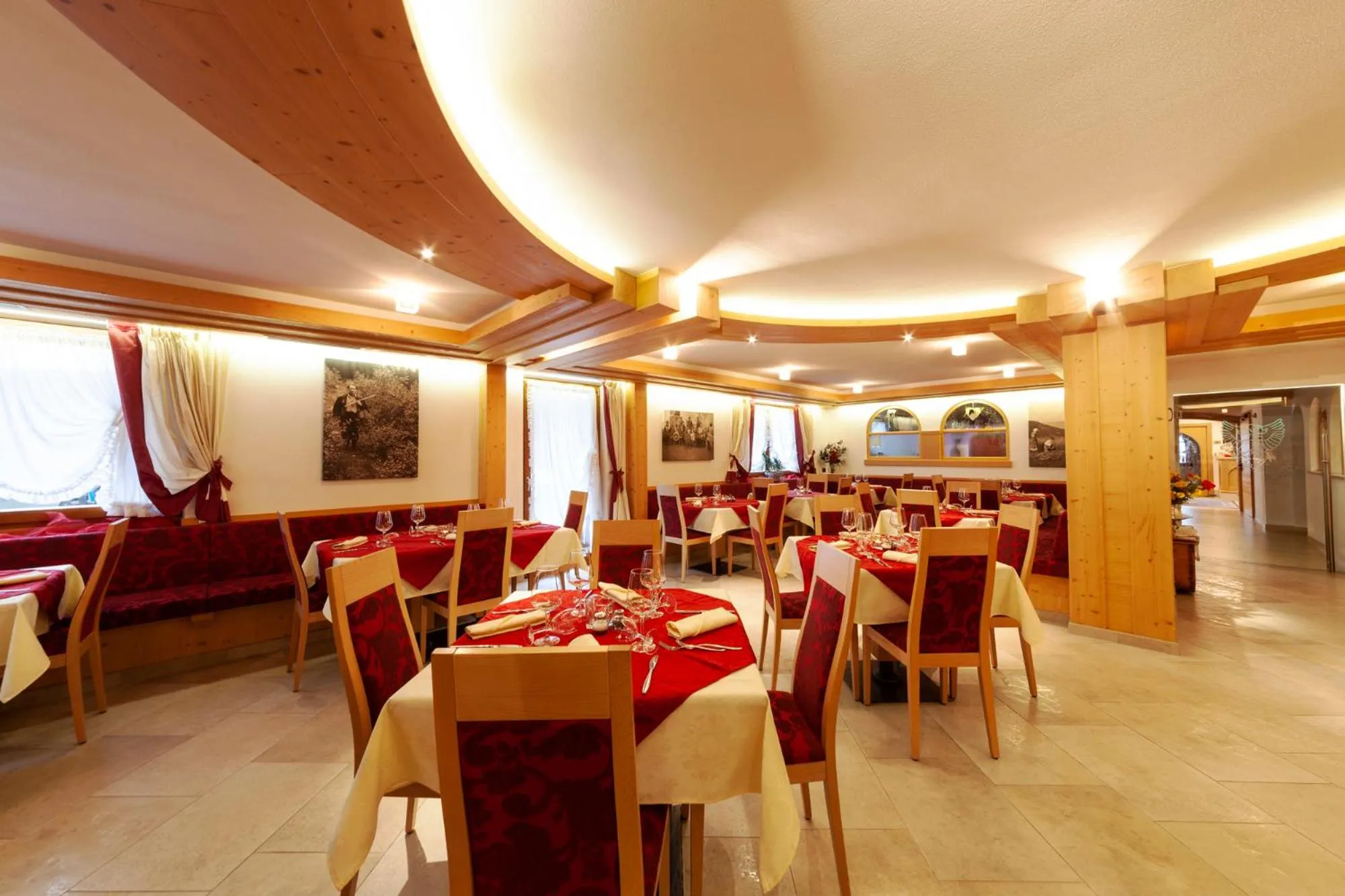 Restaurant/places to eat in Hotel Tirol- Natural Idyll