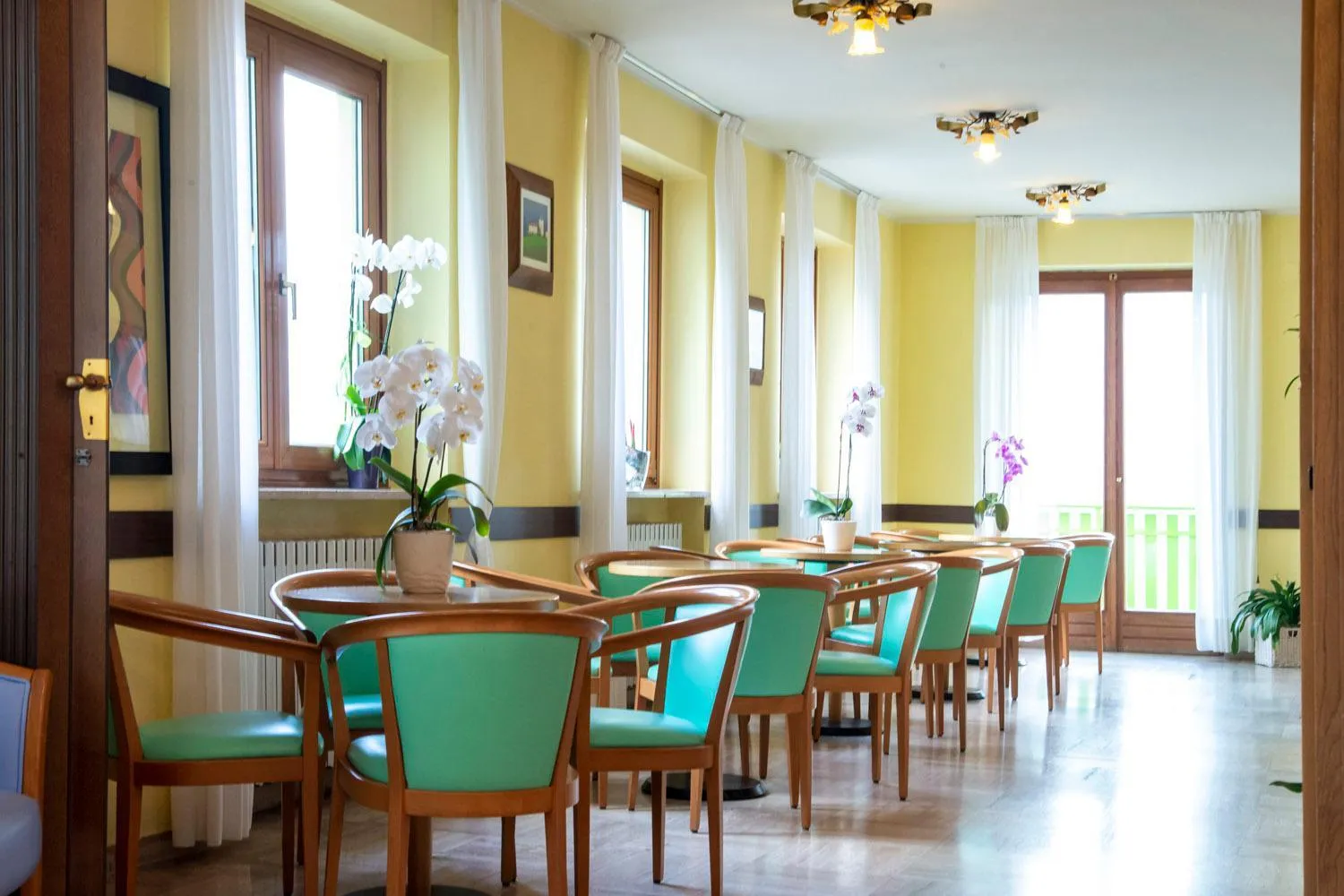 Lounge or bar in Hotel Costaverde "ai Roni"