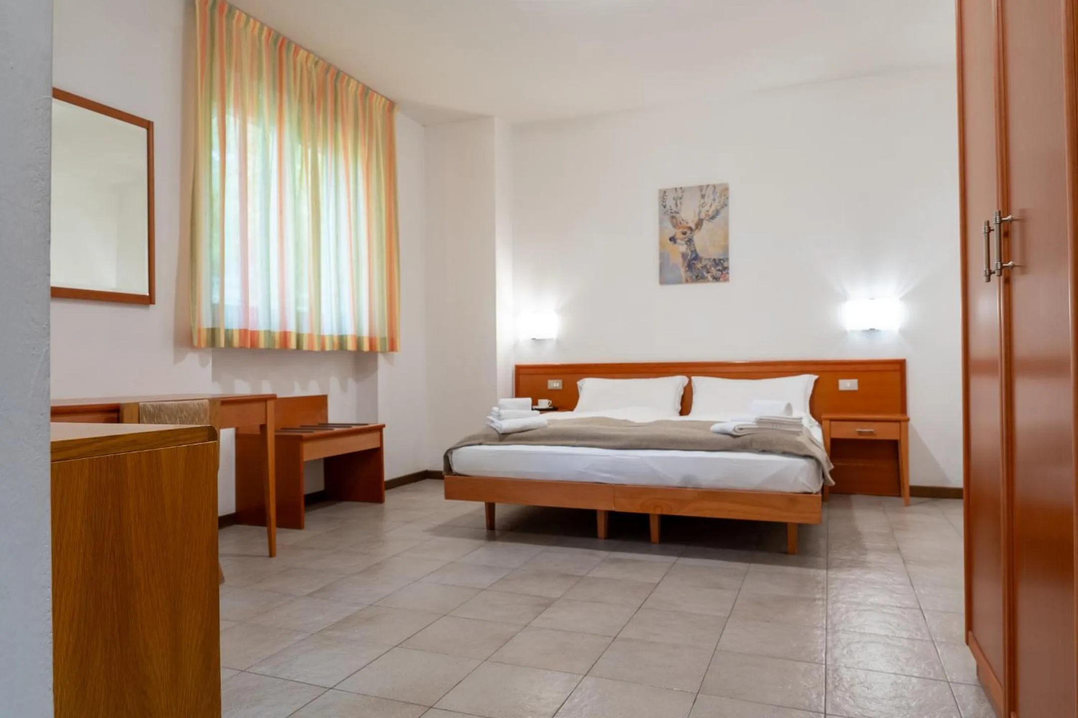 Bedroom, Bed in Hotel Costaverde "ai Roni"