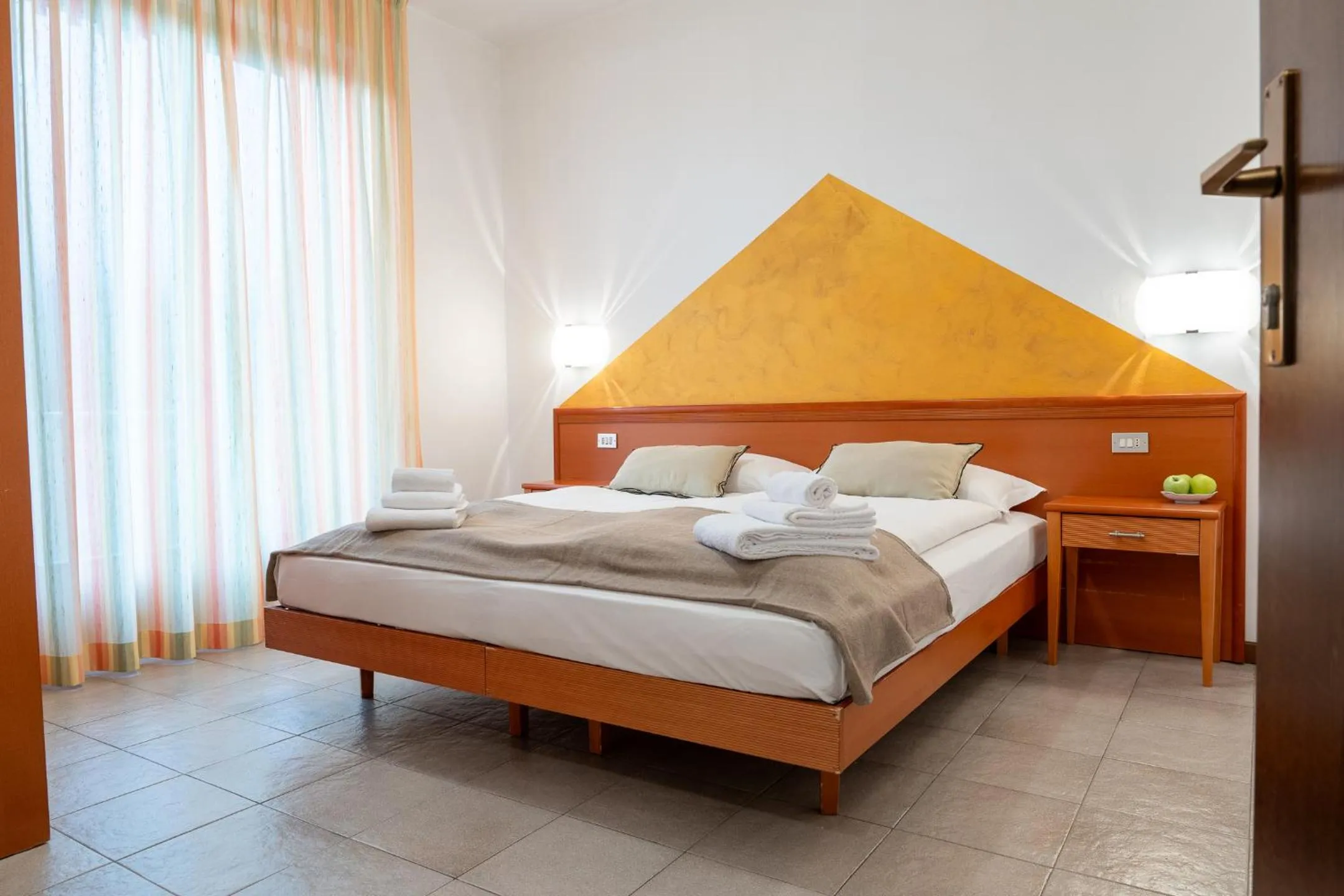 Bedroom, Bed in Hotel Costaverde "ai Roni"