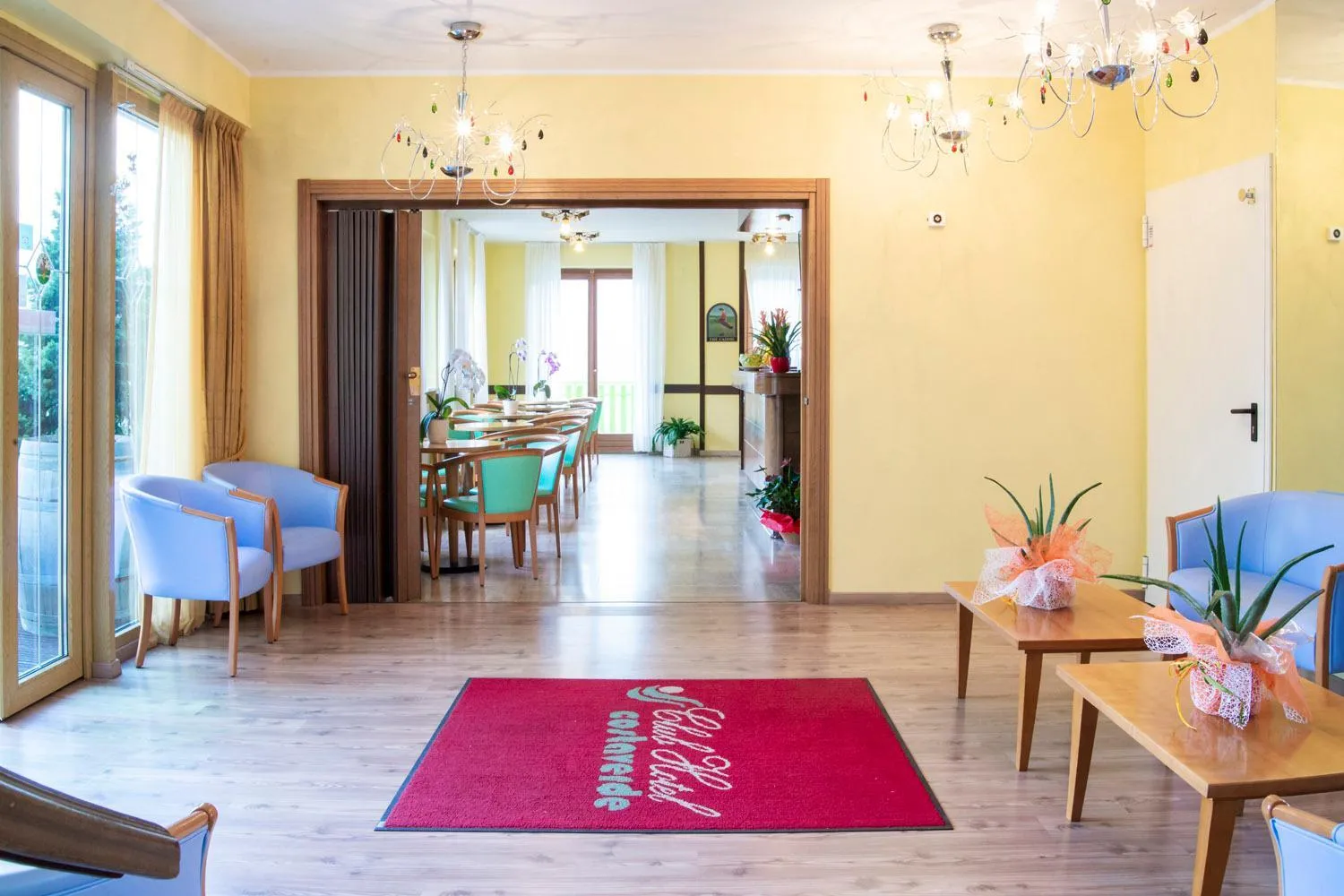 Lounge or bar in Hotel Costaverde "ai Roni"