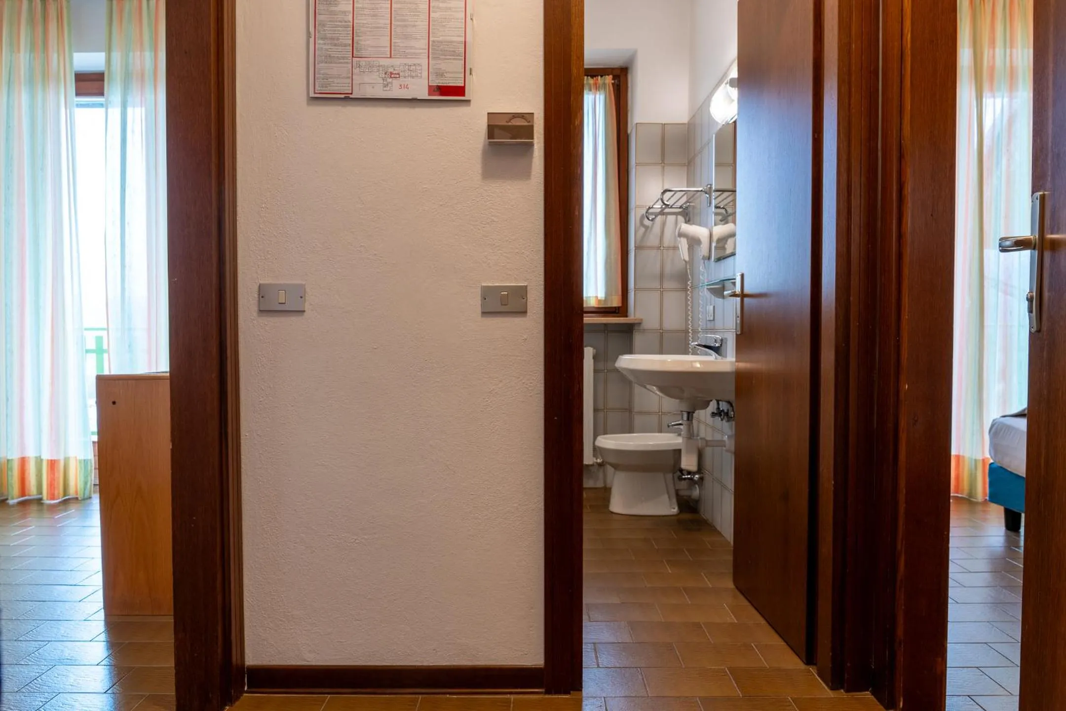 Bathroom in Hotel Costaverde "ai Roni"