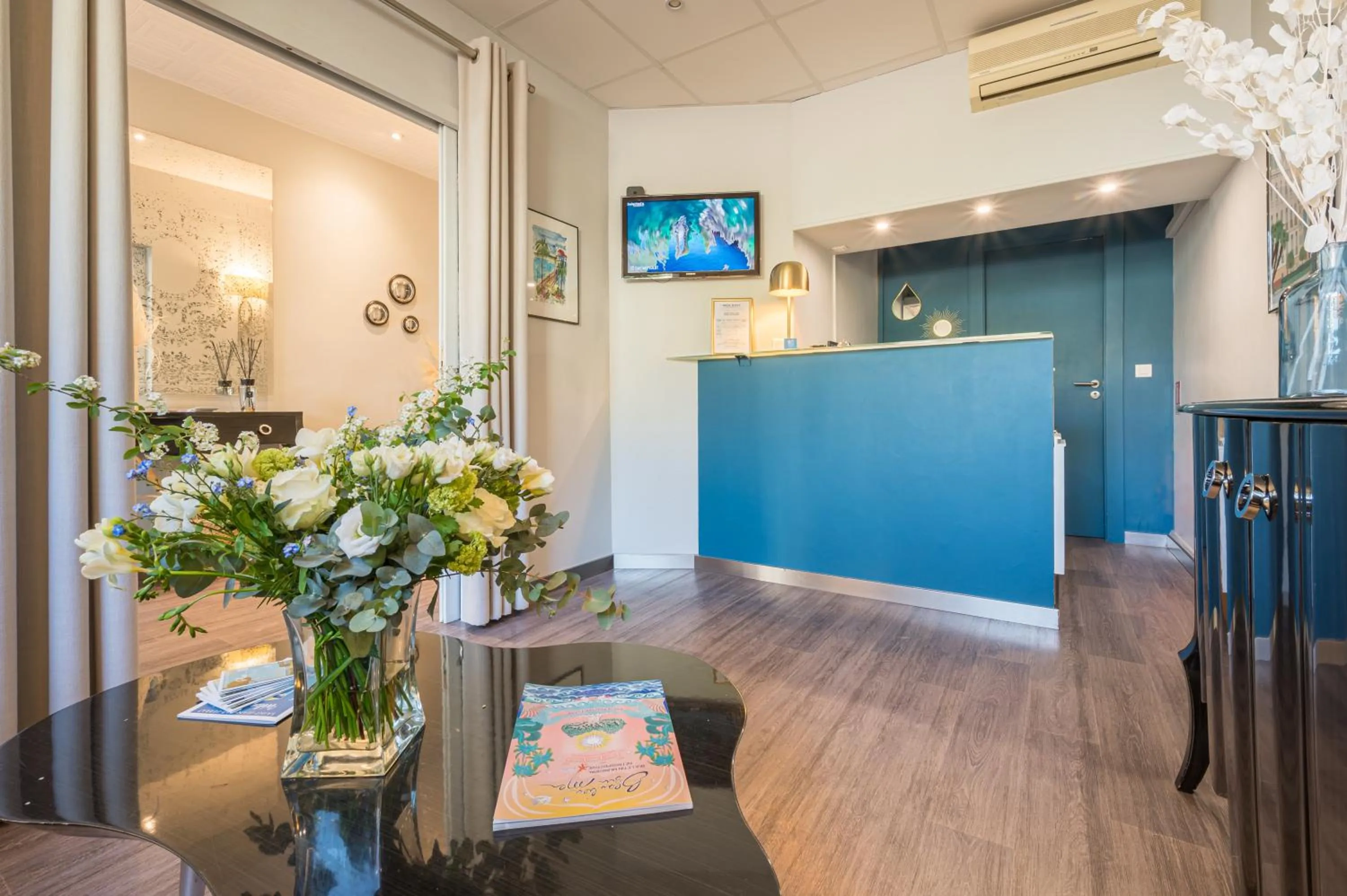 Lobby or reception in Hotel Select