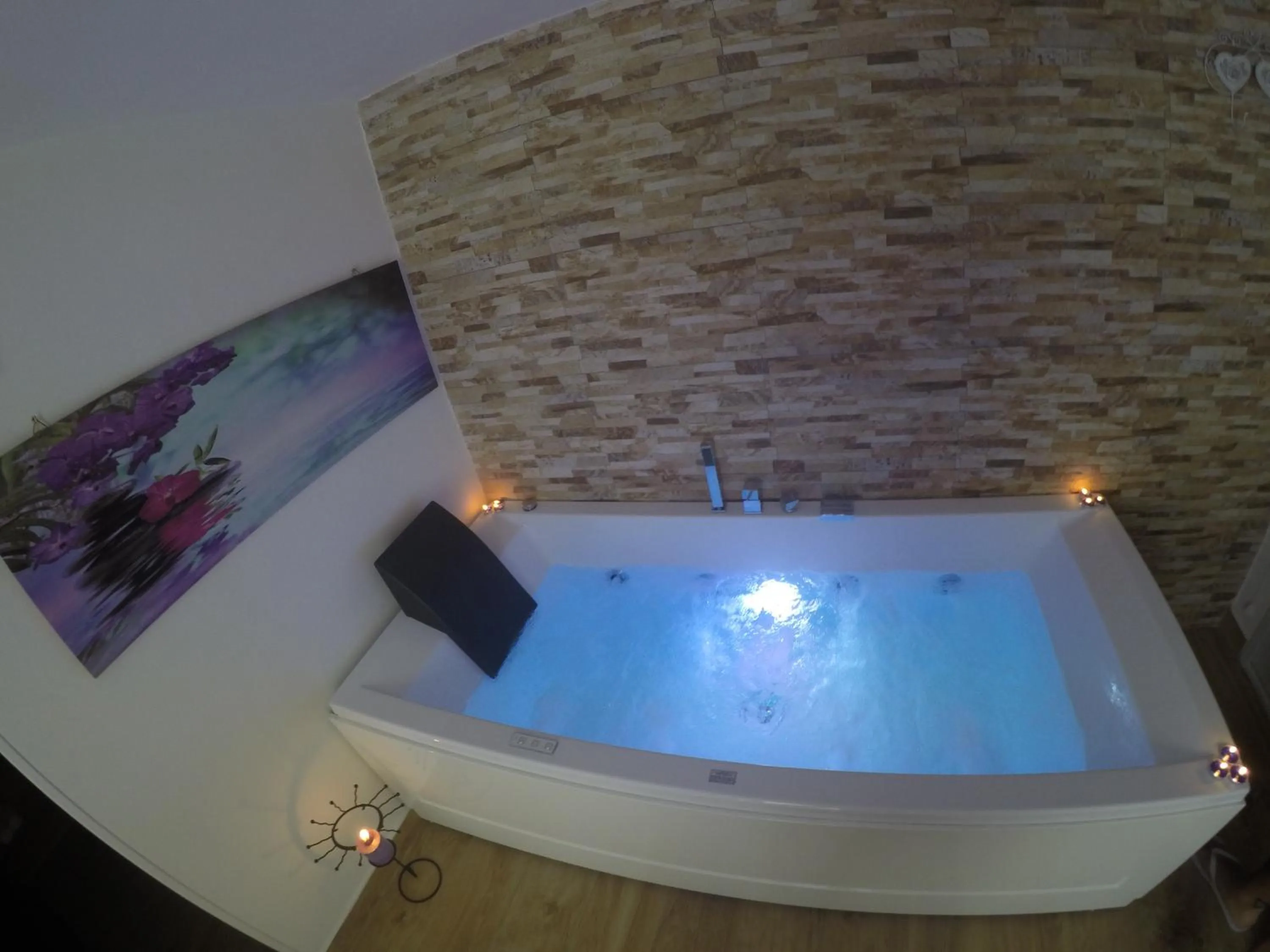 Hot Tub in B&B Verzavò