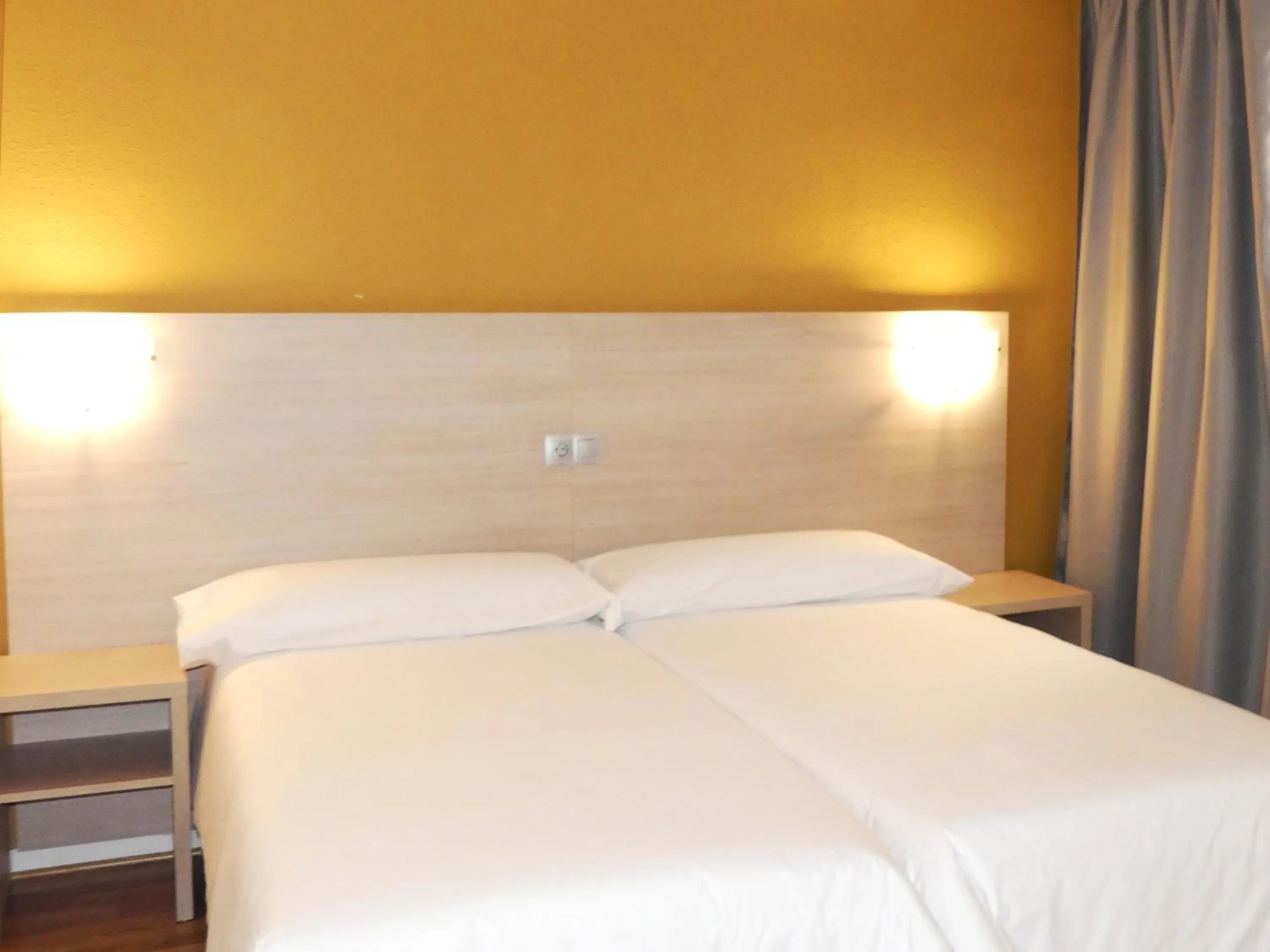 Bed in Hotel Benidorm City Olympia