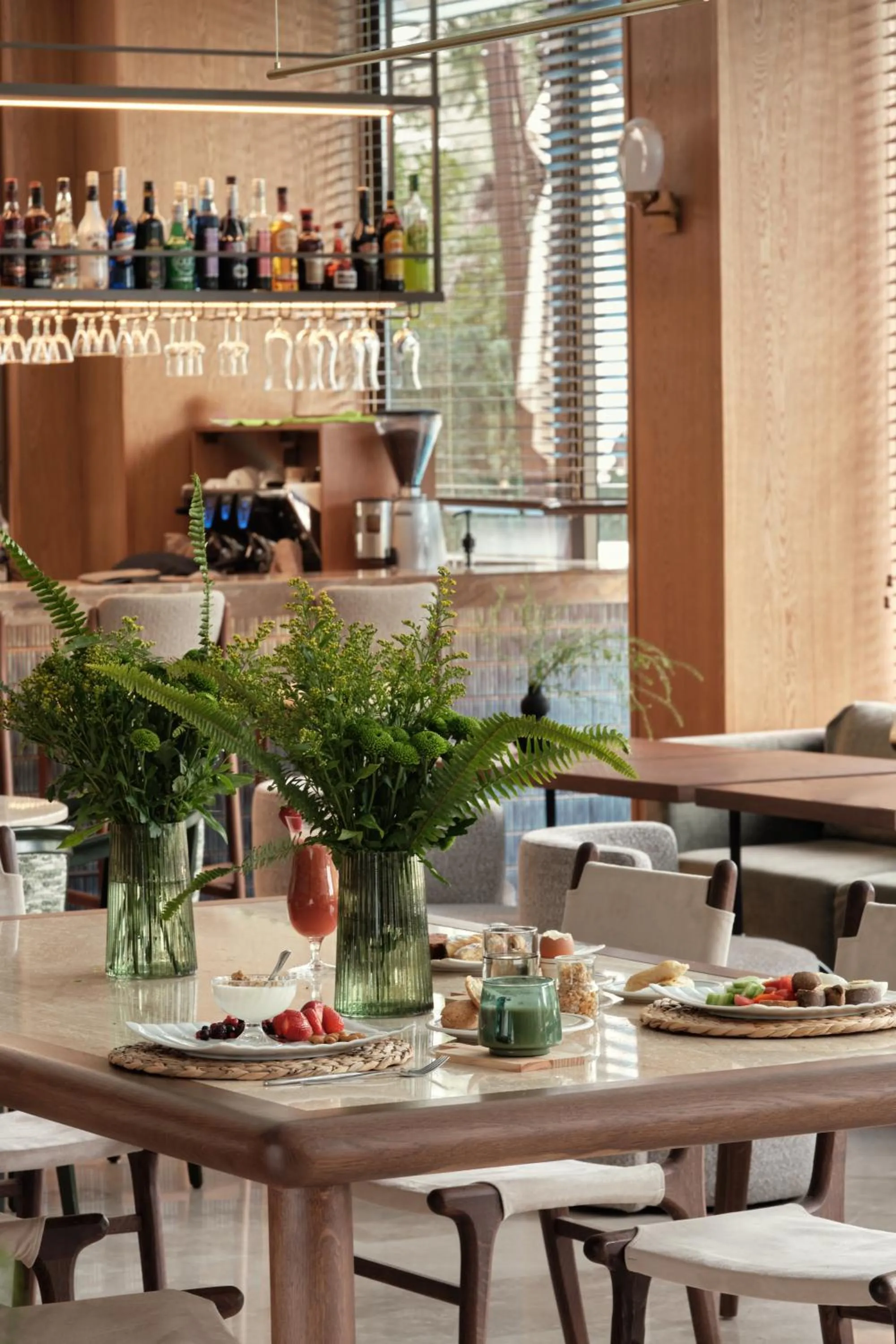 Restaurant/places to eat in Golden Sun Hotel