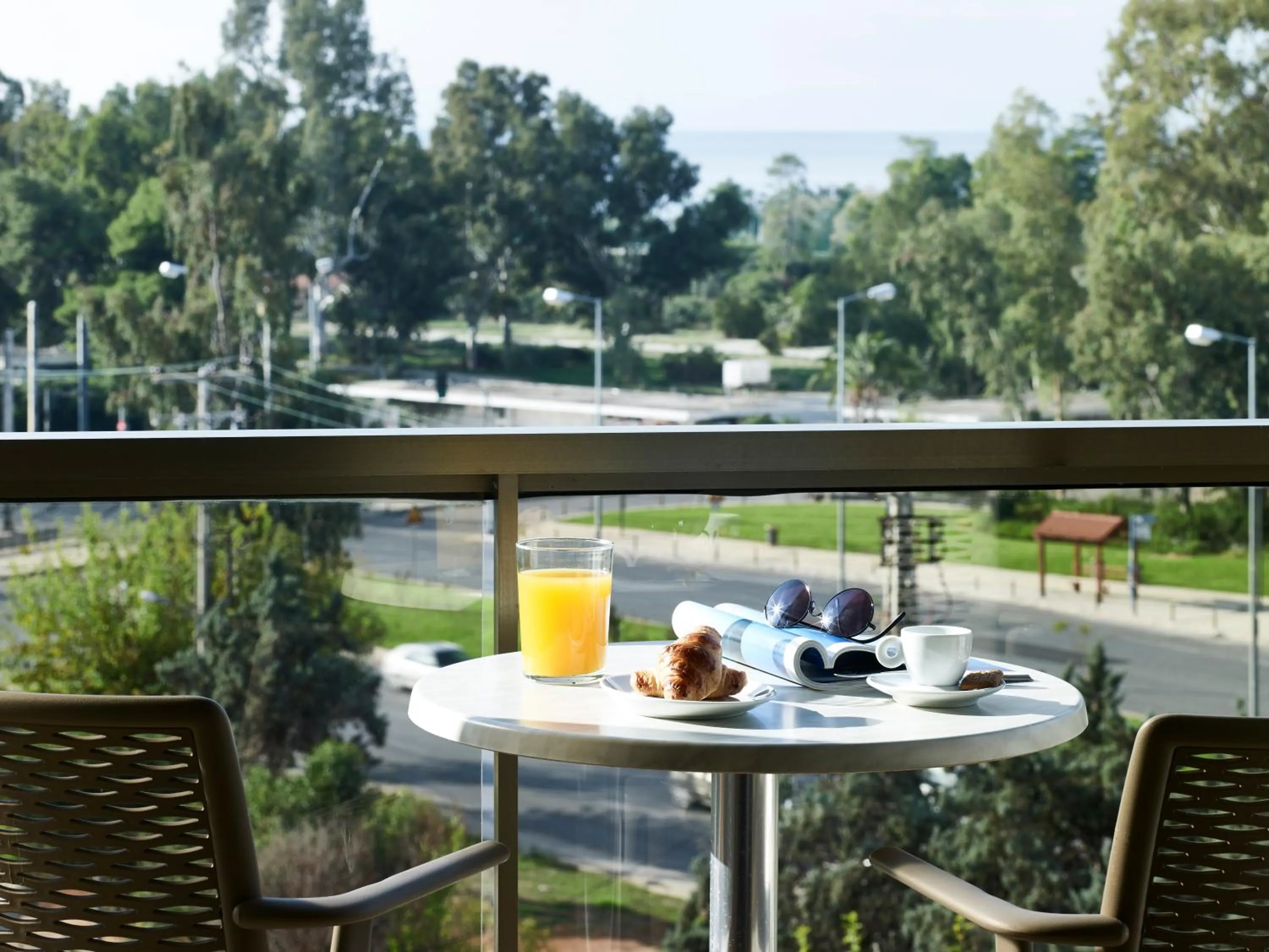 Spring in Golden Sun Hotel