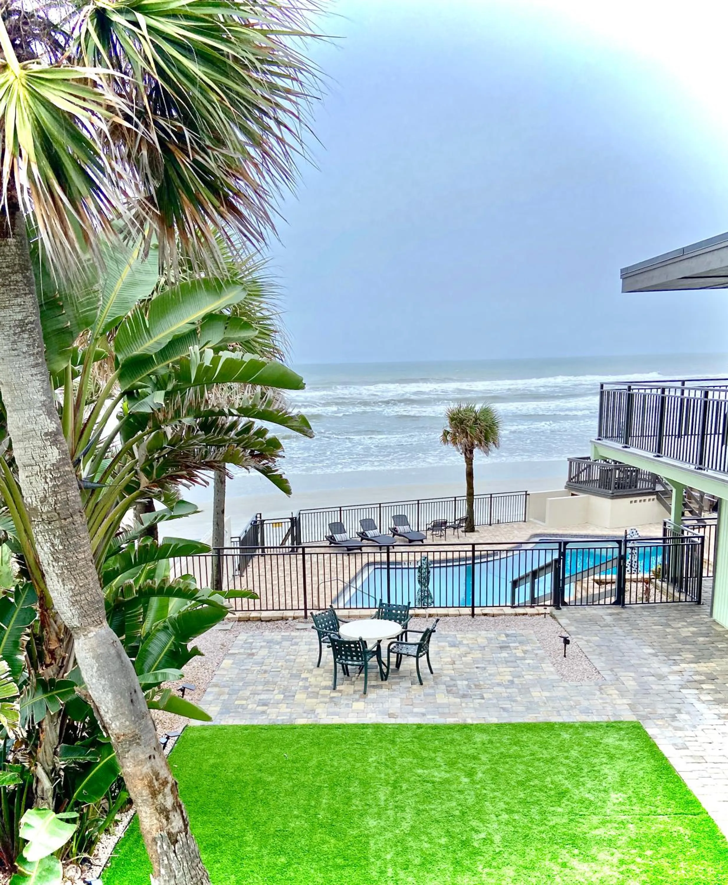 Property building in Organic Beach Retreat