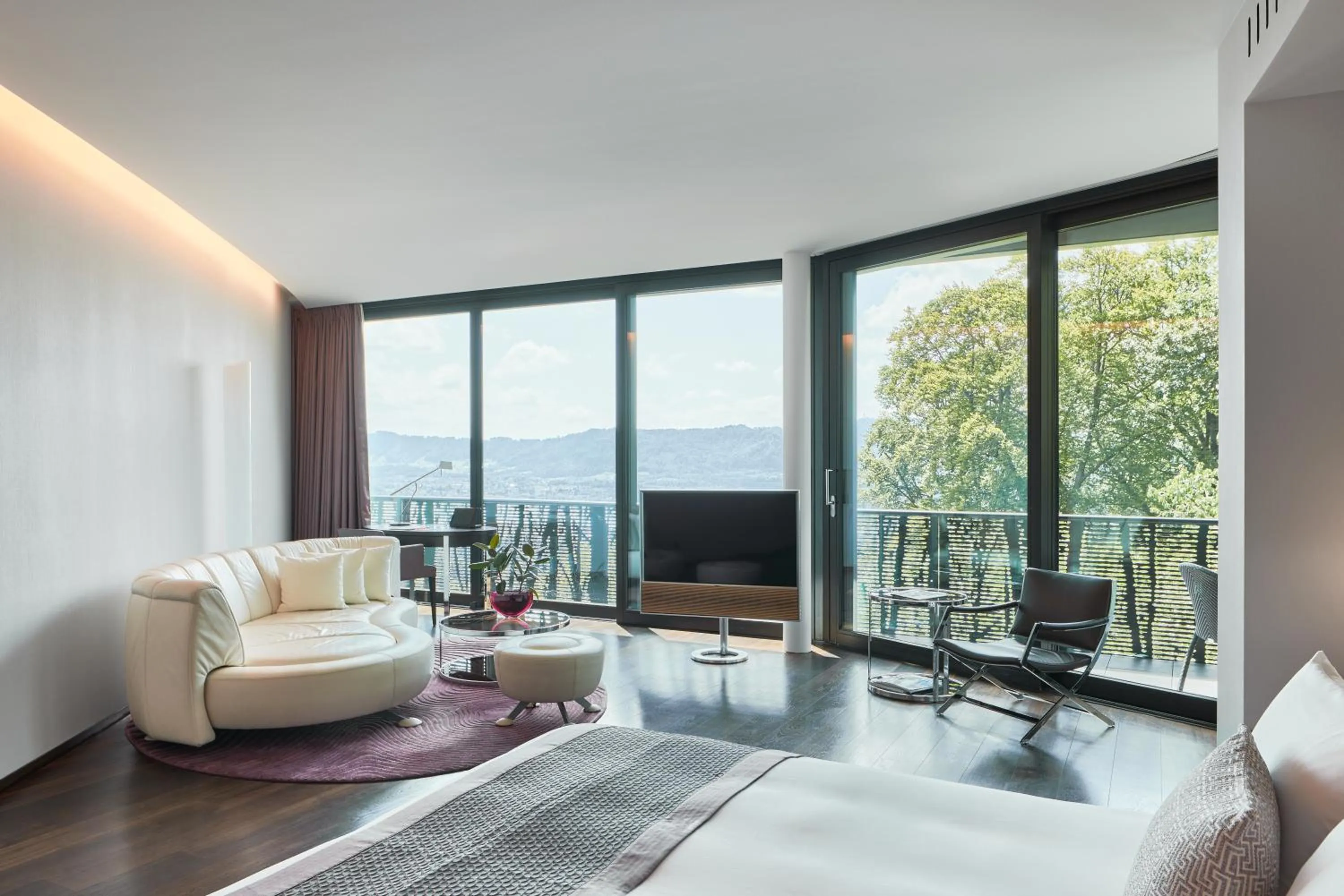 TV and multimedia in The Dolder Grand - City and Spa Resort Zurich