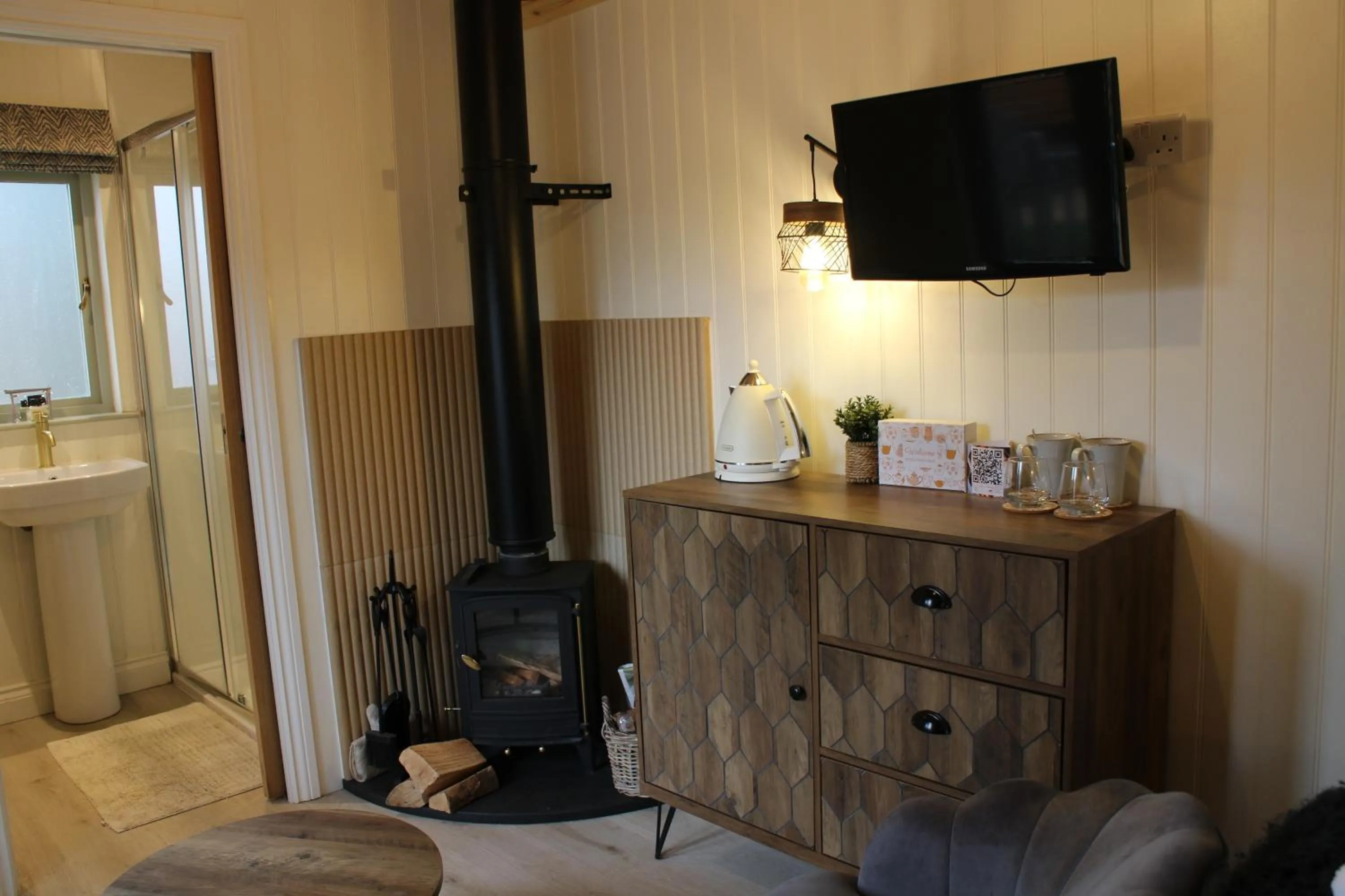 Bathroom in The Apple Inn