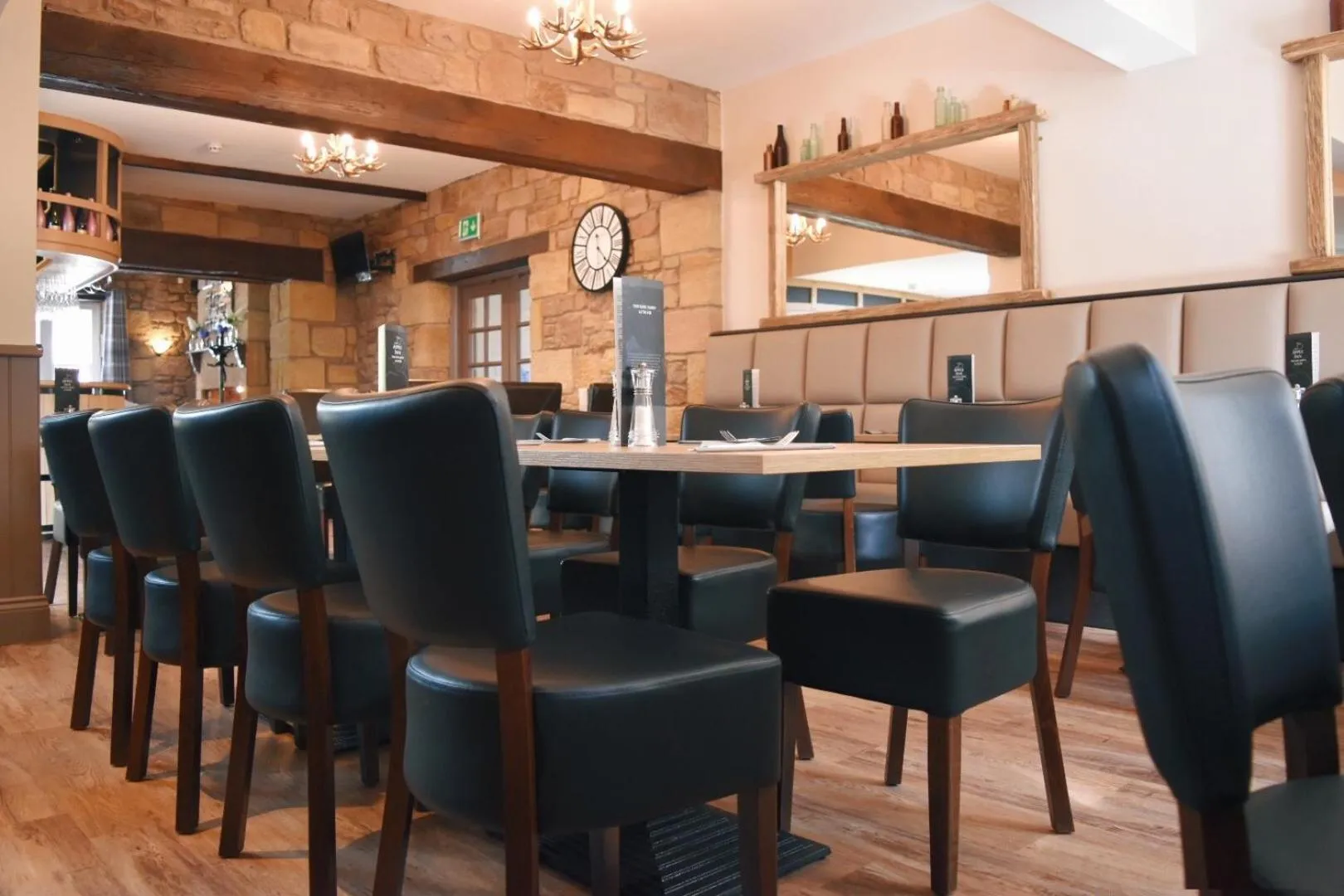 Restaurant/places to eat in The Apple Inn