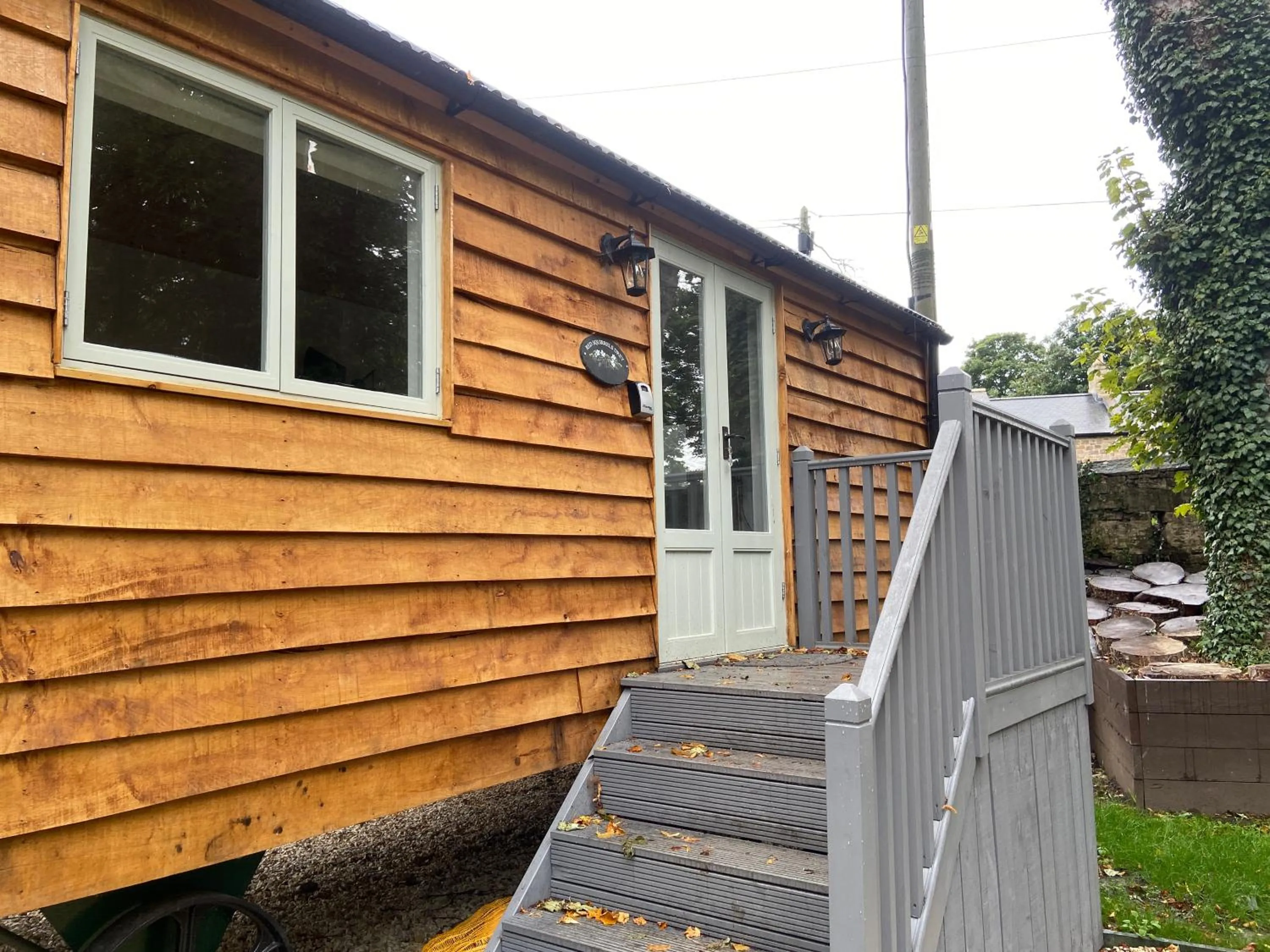 Property building in The Apple Inn