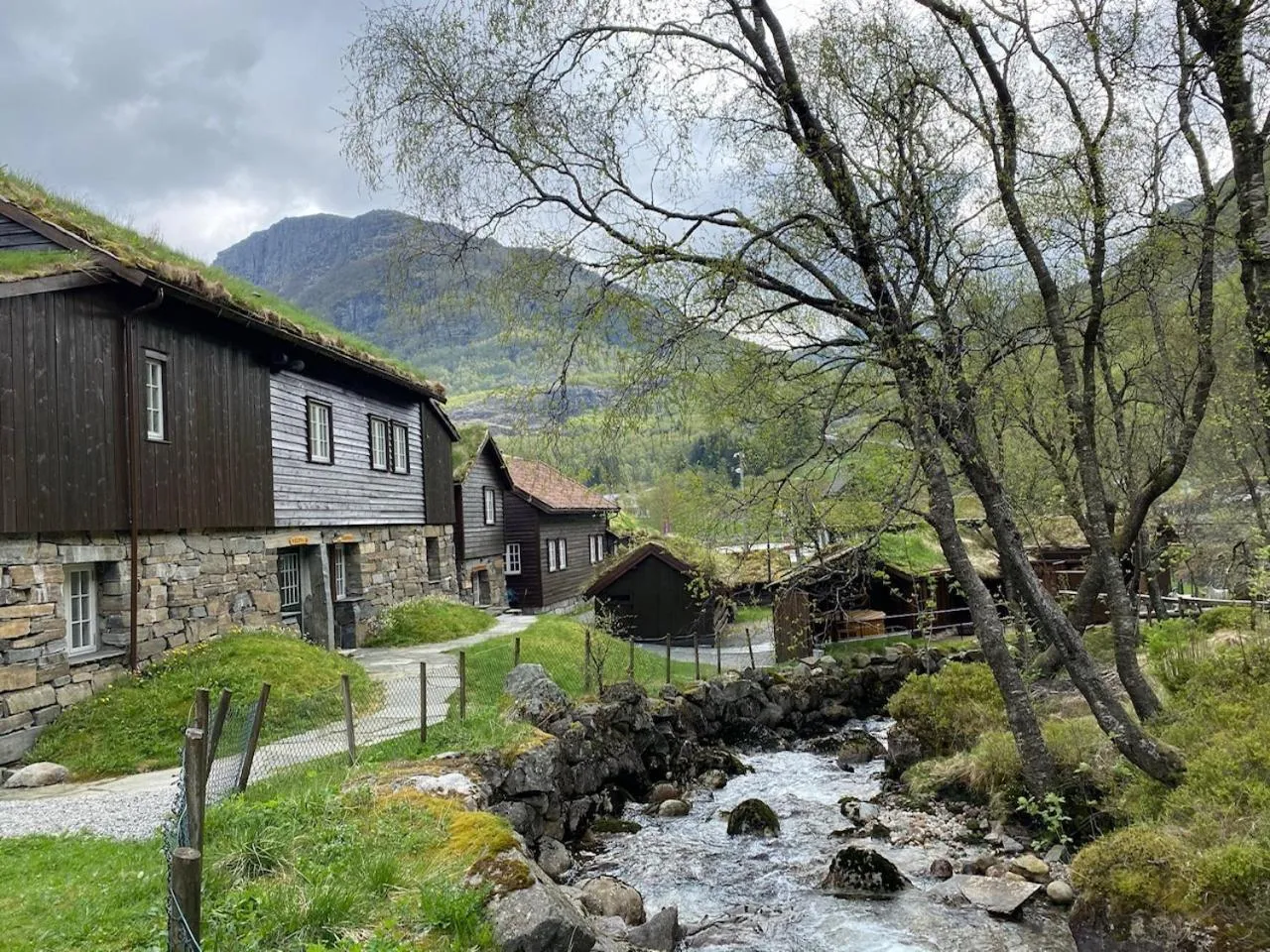 Property building in Byrkjedalstunet Hotell