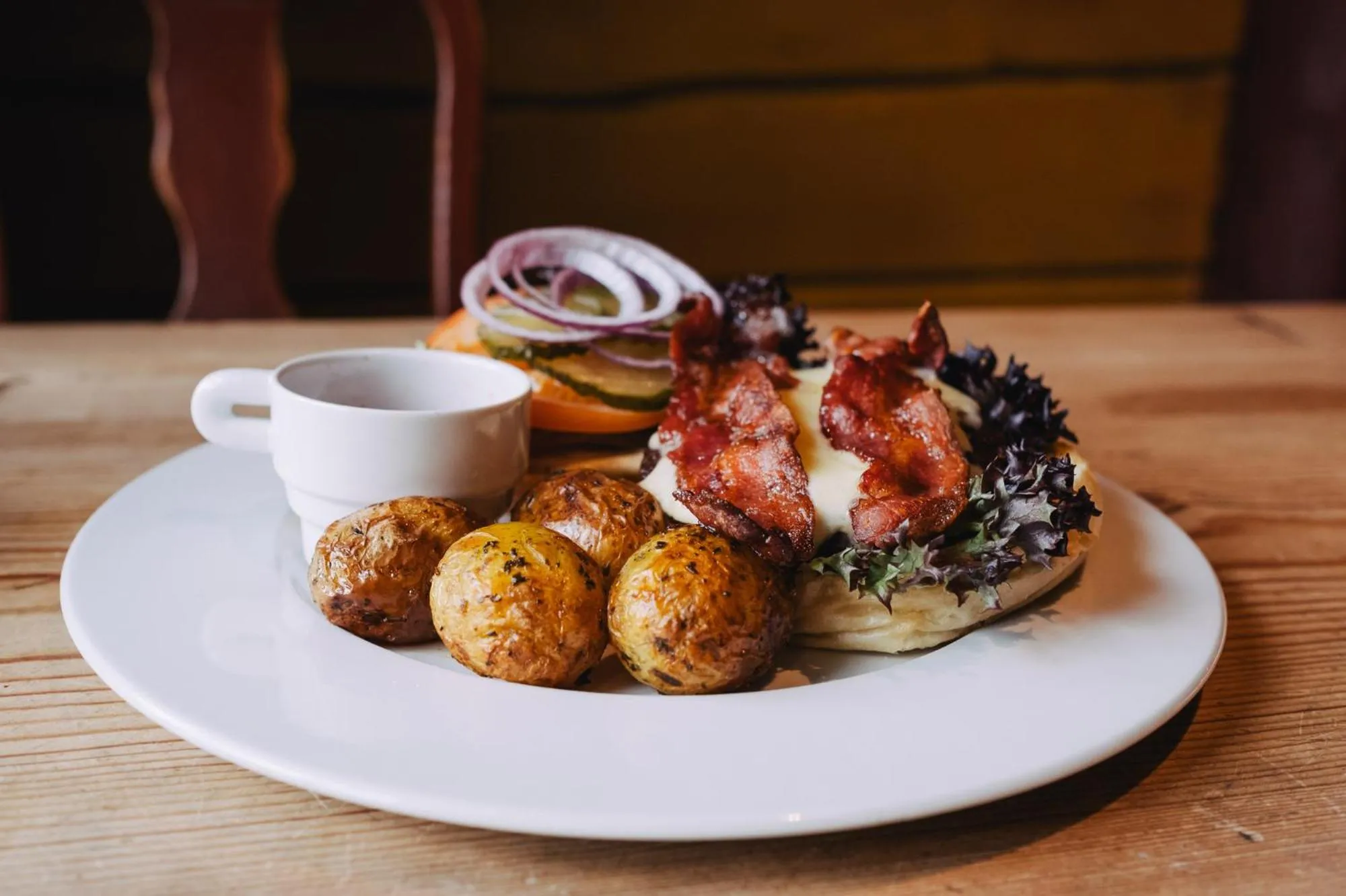 Food in Byrkjedalstunet Hotell