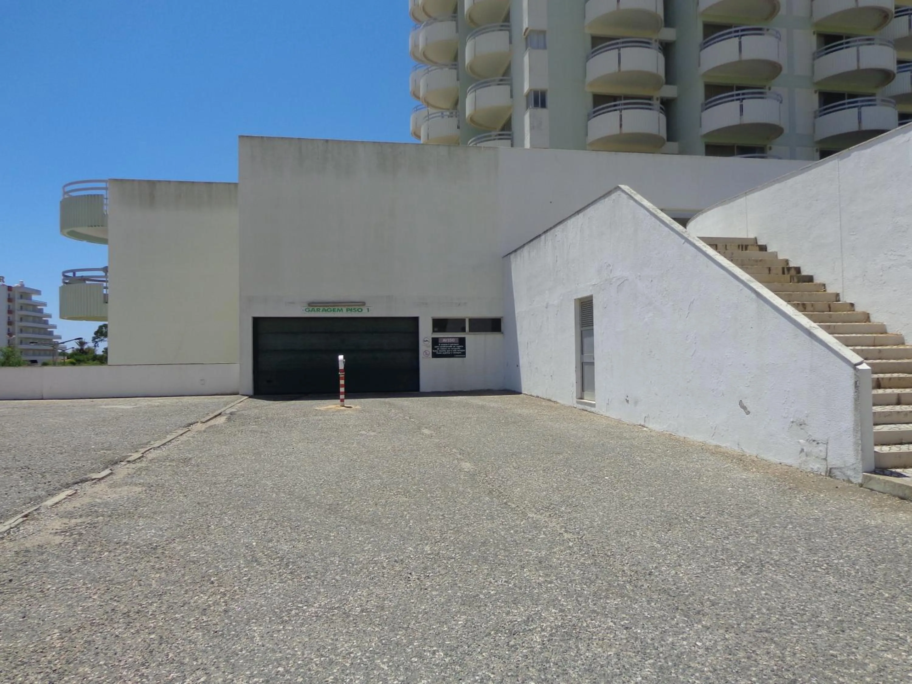 Street view in T2 50m da Praia