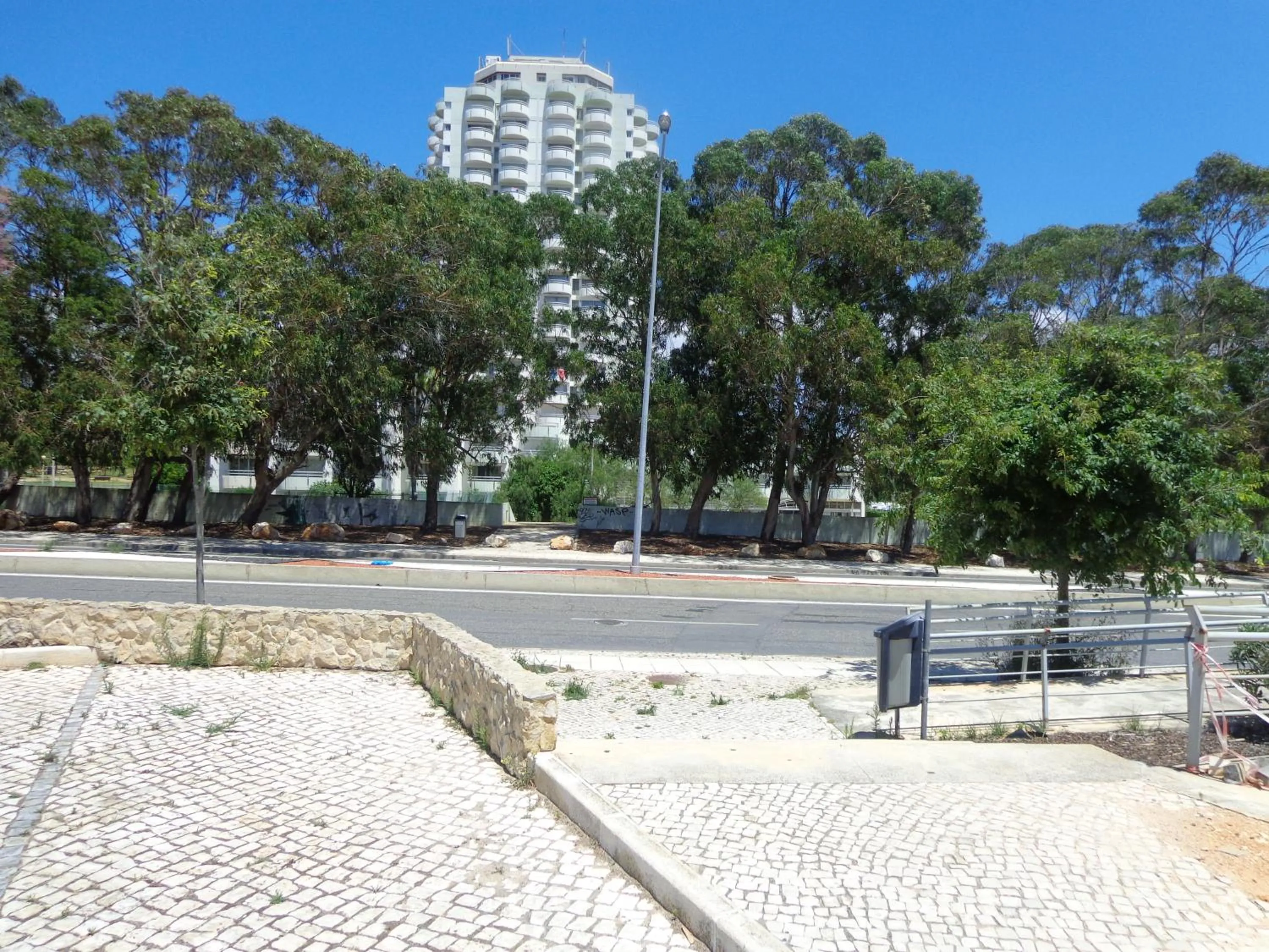 Area and facilities in T2 50m da Praia