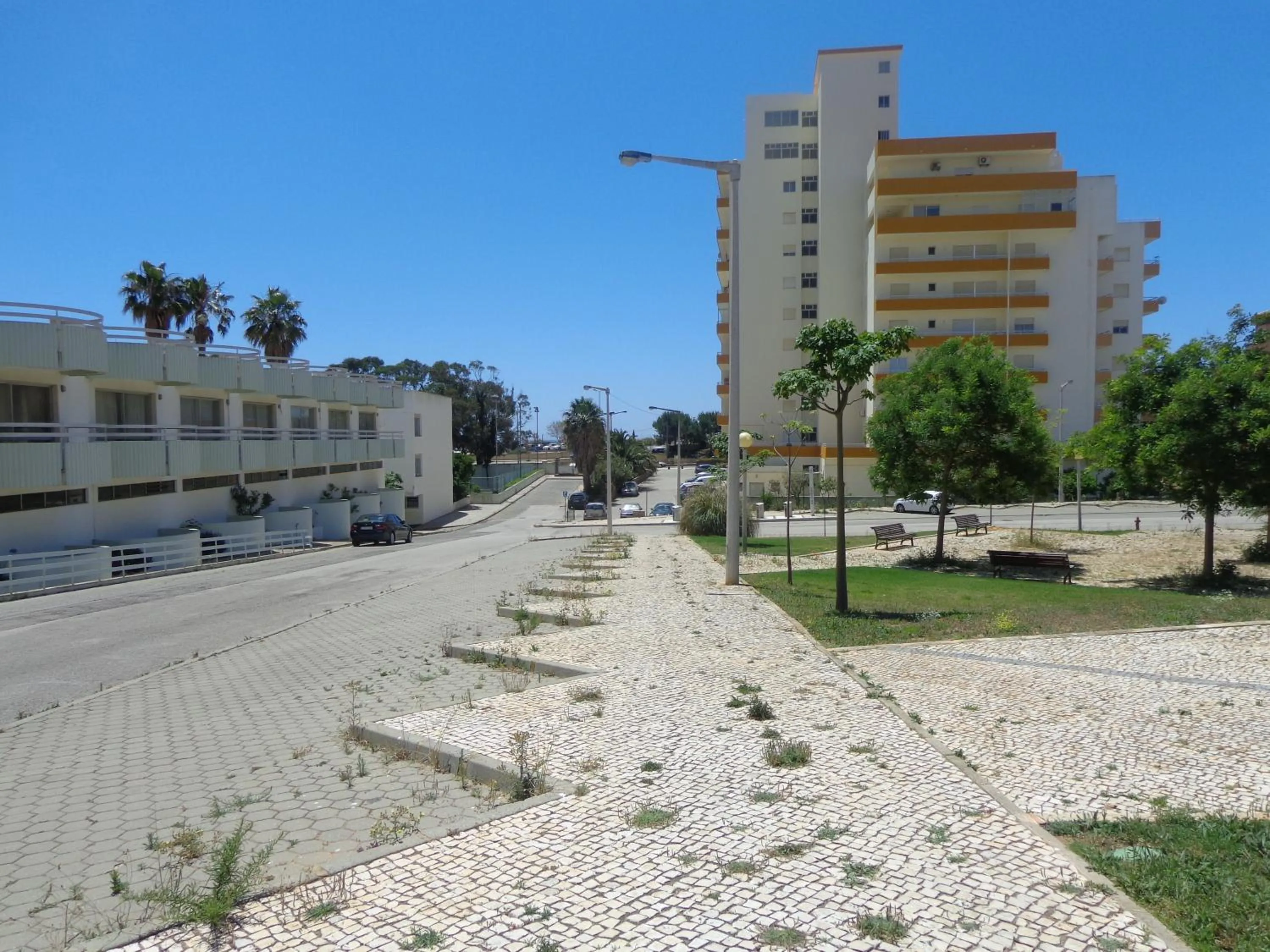 Street view in T2 50m da Praia