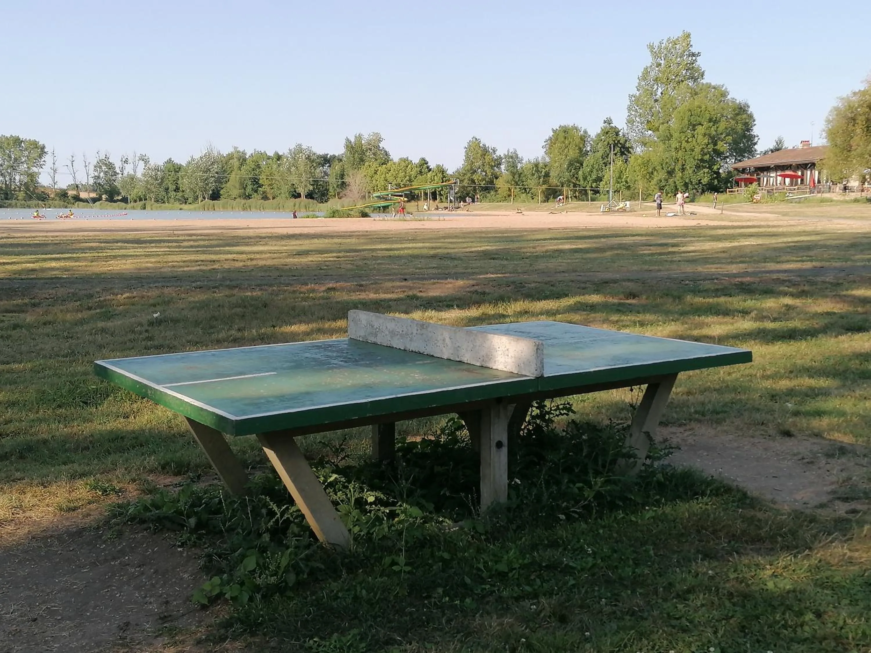 Table tennis in Terres de France - Moncontour Active Park
