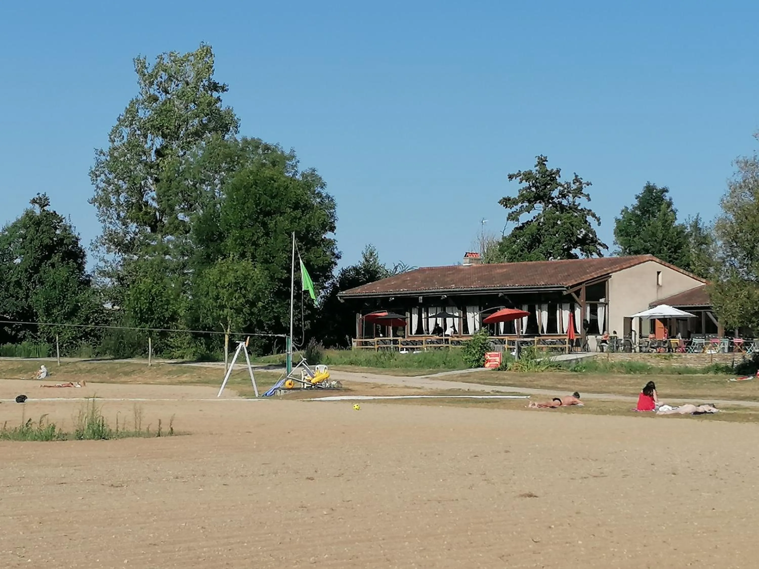 Restaurant/places to eat in Terres de France - Moncontour Active Park