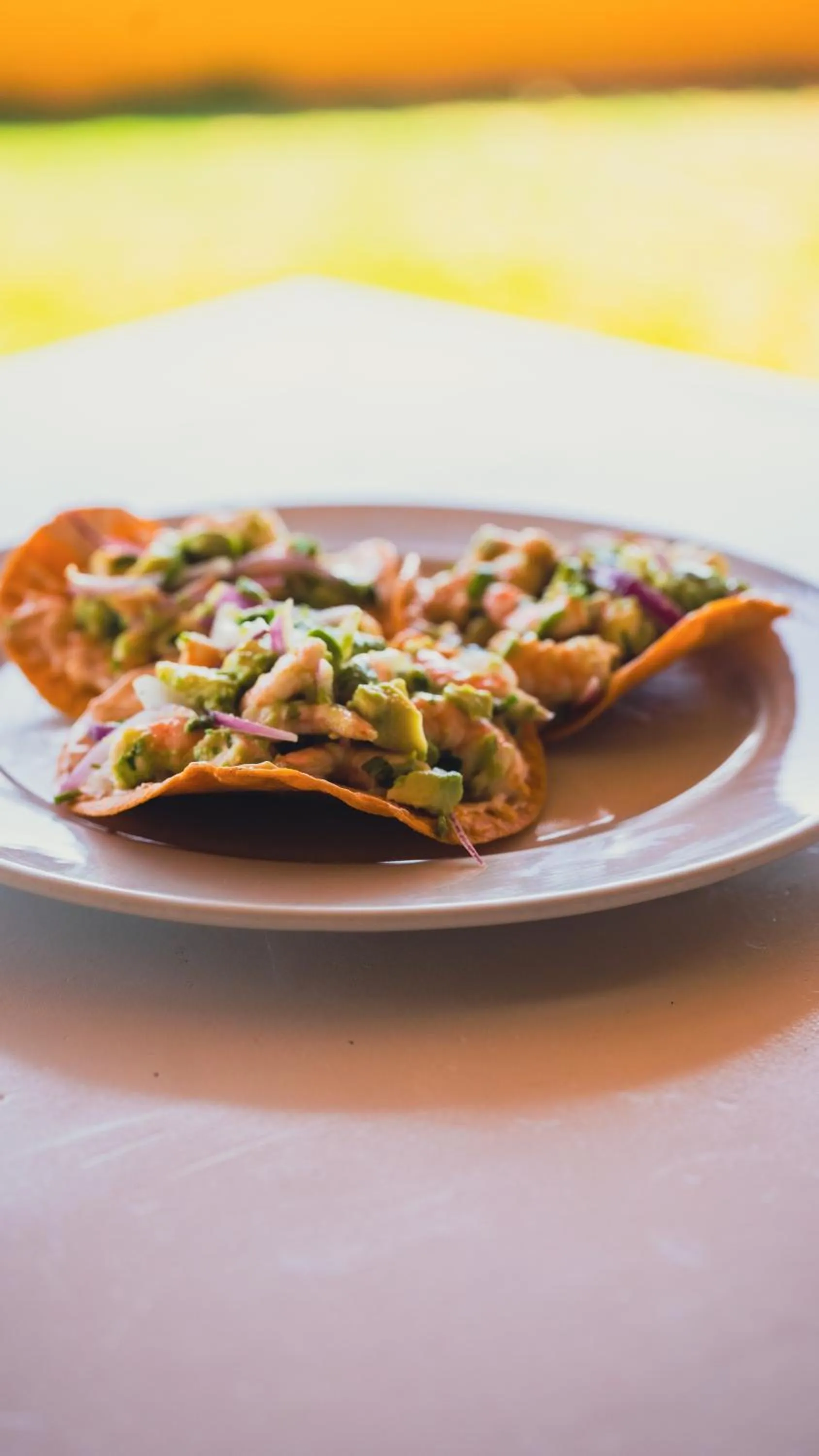 Restaurant/places to eat in Hotel Cayman Suites