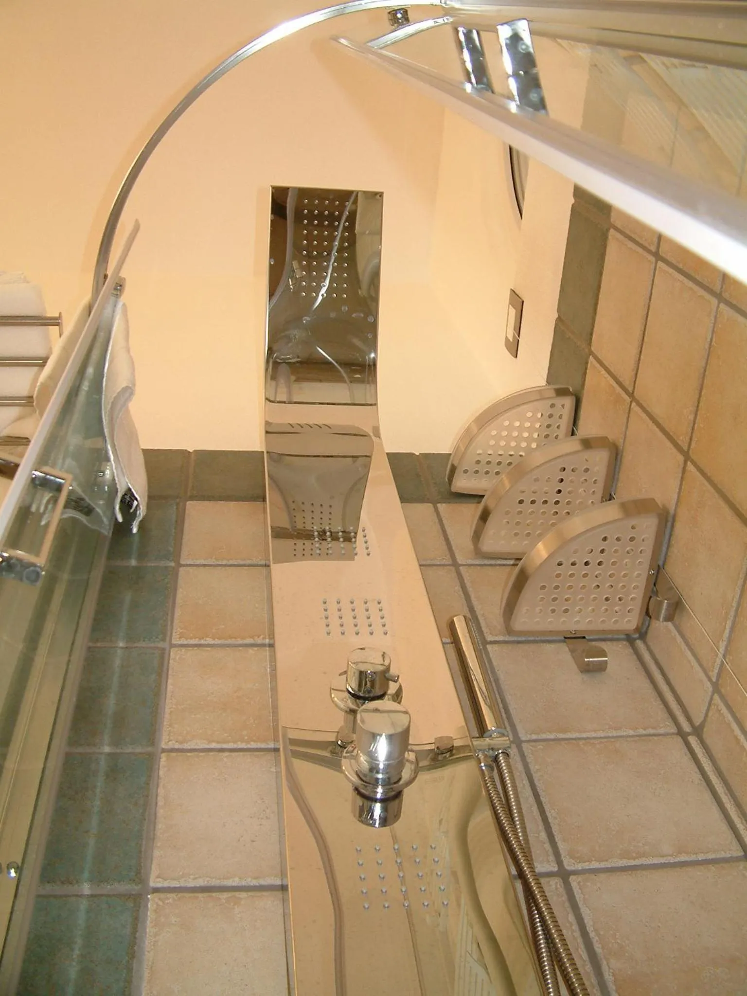 Shower in Sa Ramadura