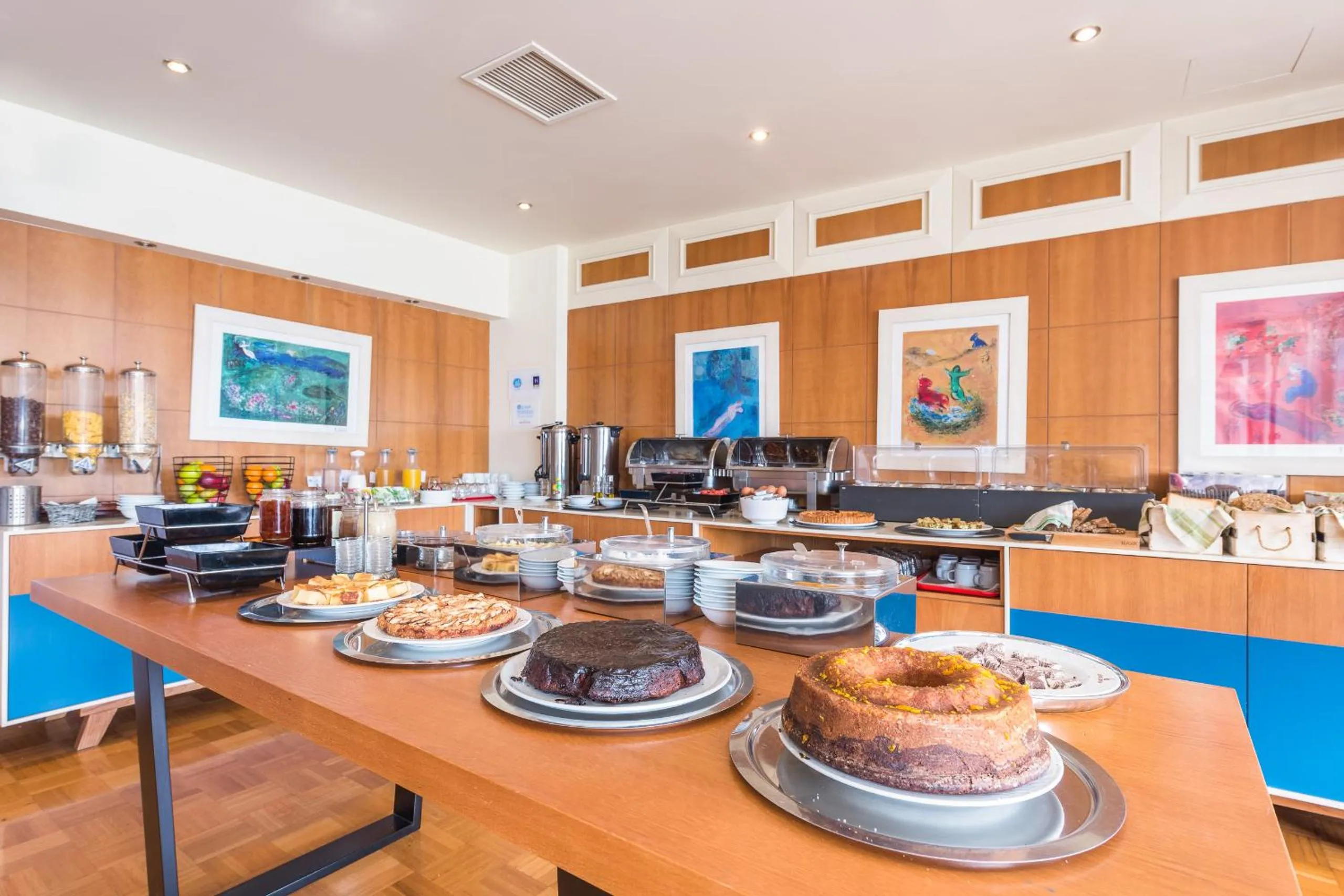 Buffet breakfast in Lesvion Hotel