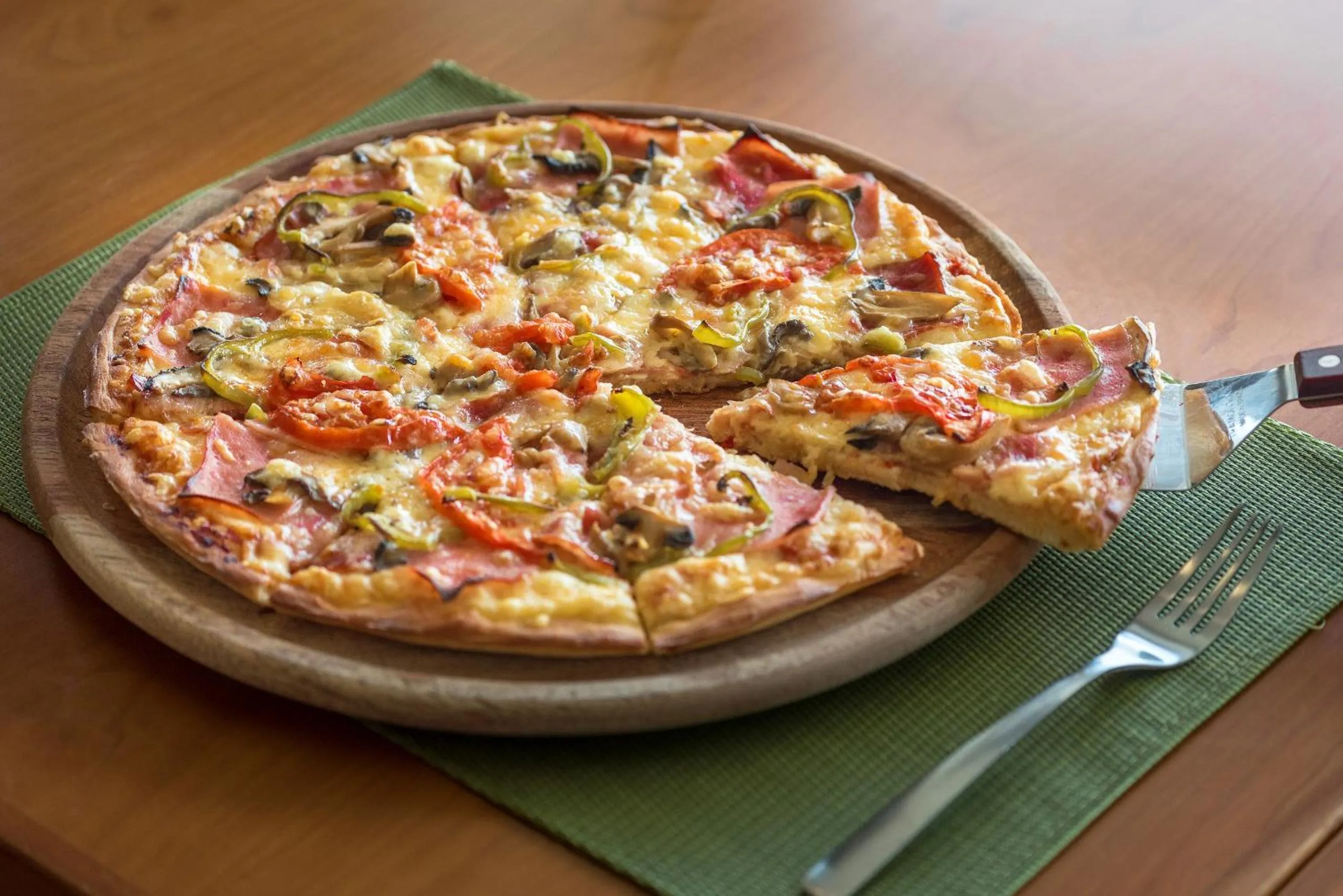 Food and drinks in Lesvion Hotel